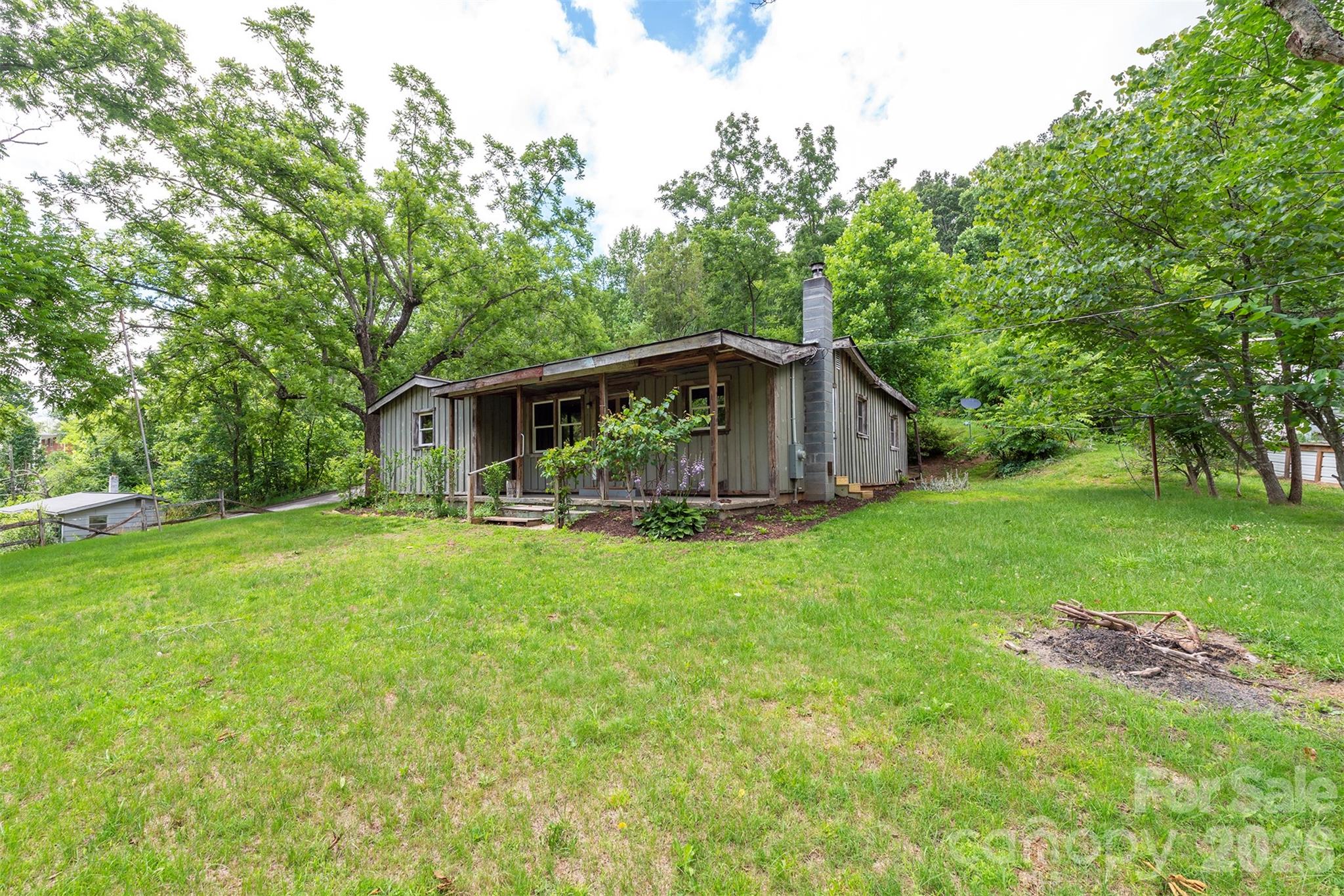 80 Webb Cove Road — Asheville