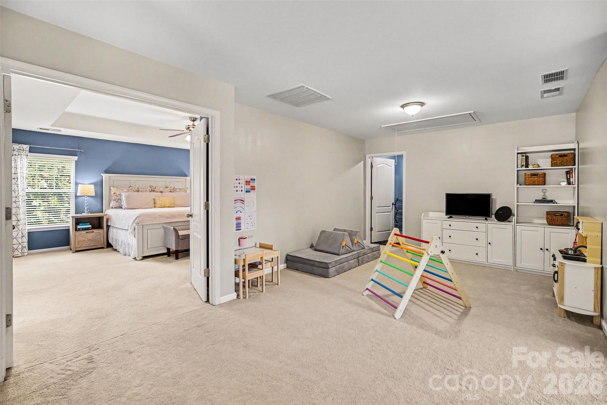11319 Scottsman Trace Drive — Charlotte