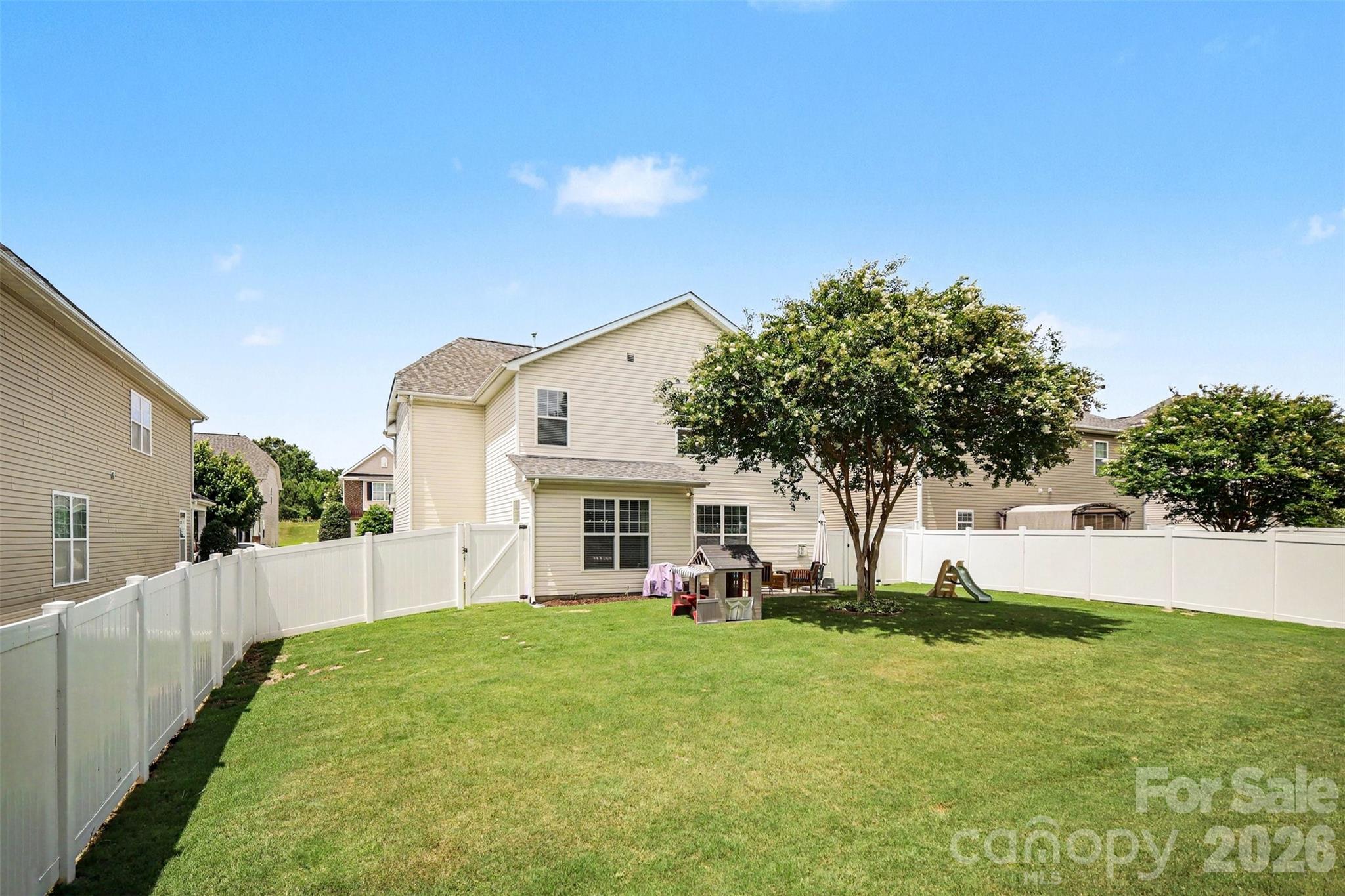 11319 Scottsman Trace Drive — Charlotte