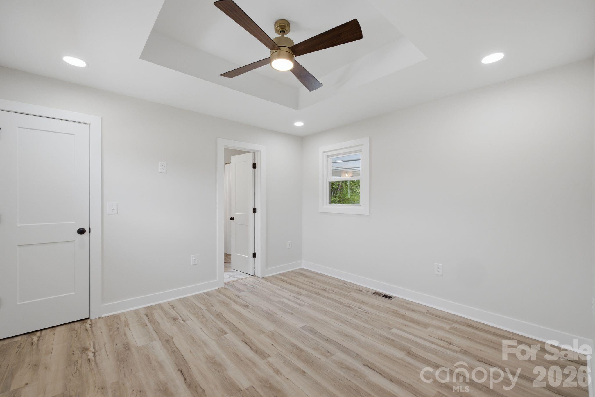 2516 Riverview Road — Lexington