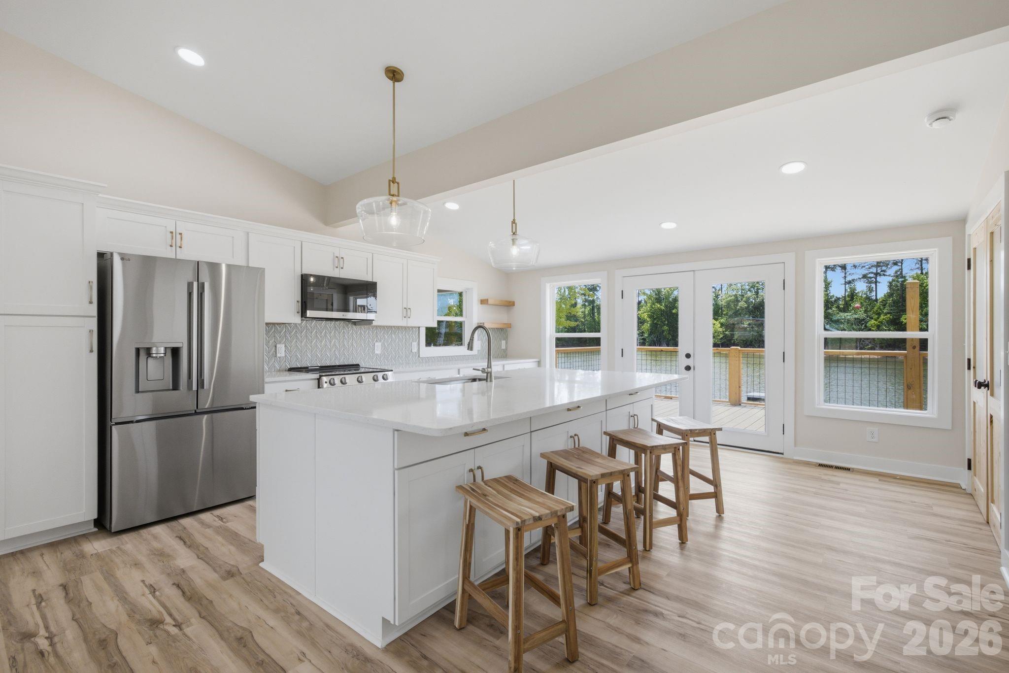 2516 Riverview Road — Lexington