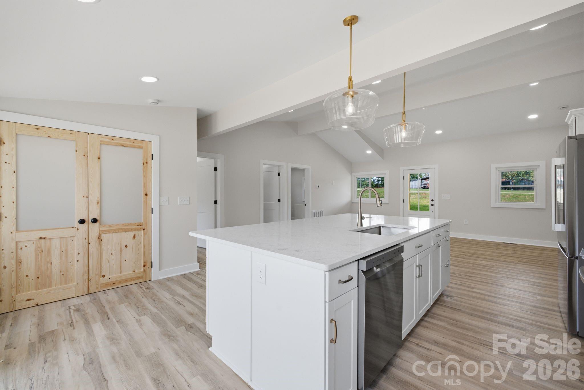 2516 Riverview Road — Lexington