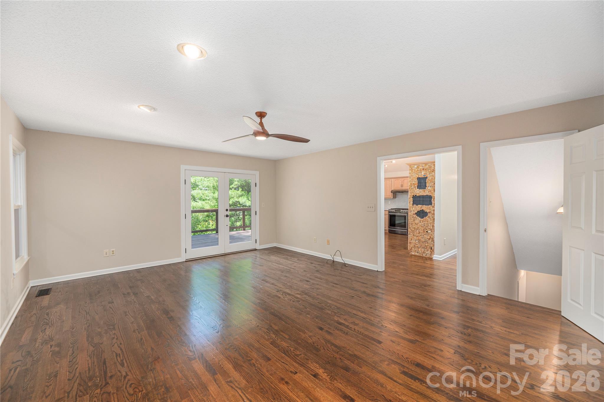 23 Moriah Lane — Asheville
