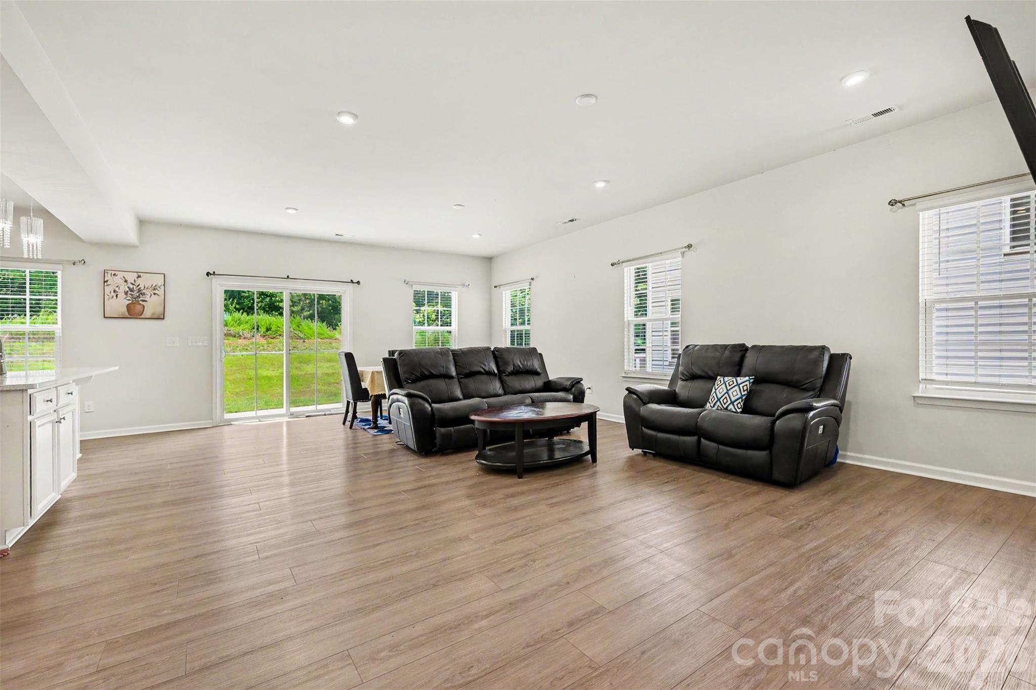 3030 Streamside Drive — Davidson