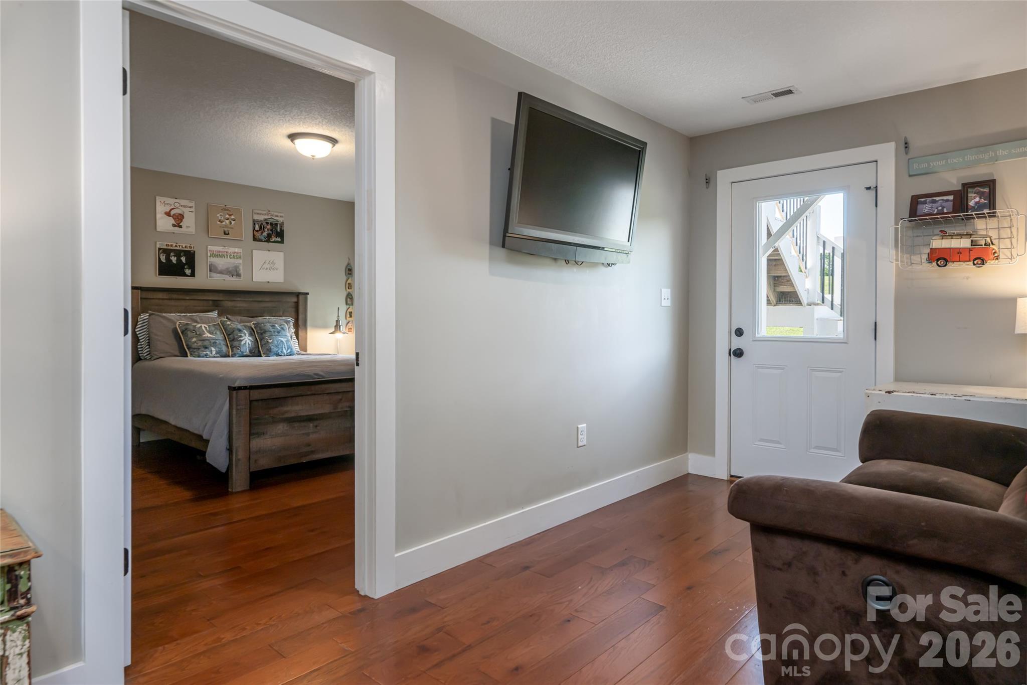 11 Ibbie Roberts Road — Alexander