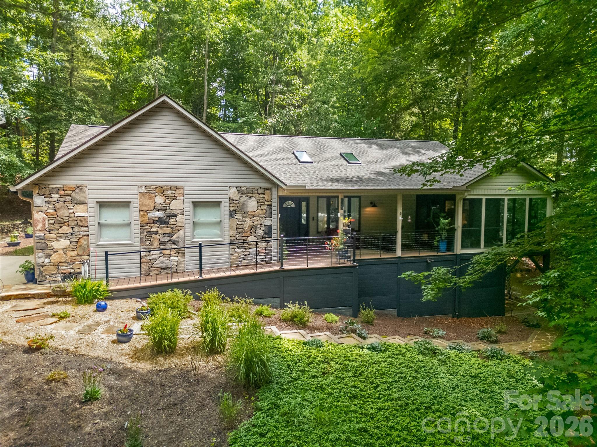 3125 Connestee Trail — Brevard