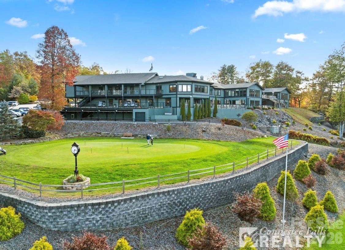 3125 Connestee Trail — Brevard