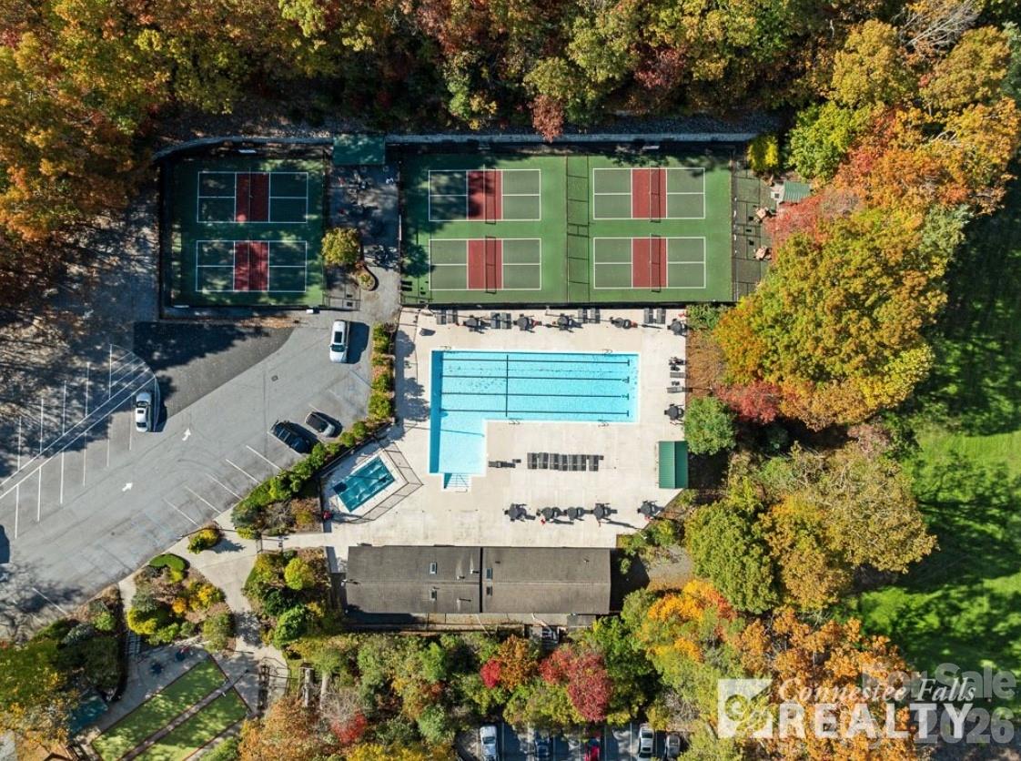 3125 Connestee Trail — Brevard