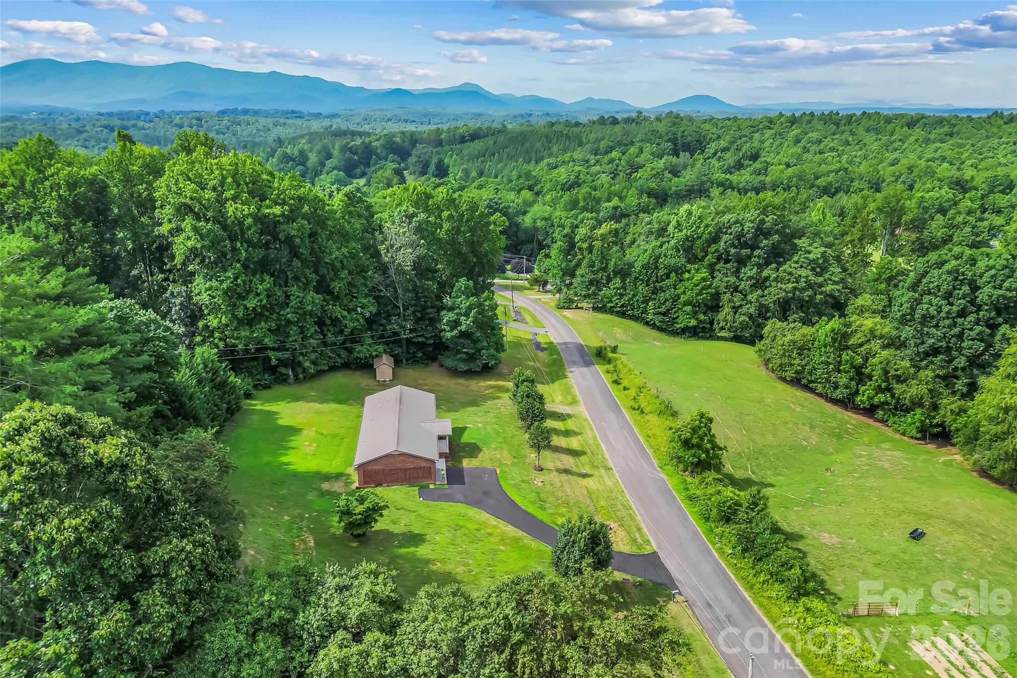 3695 Bradley Road — Morganton