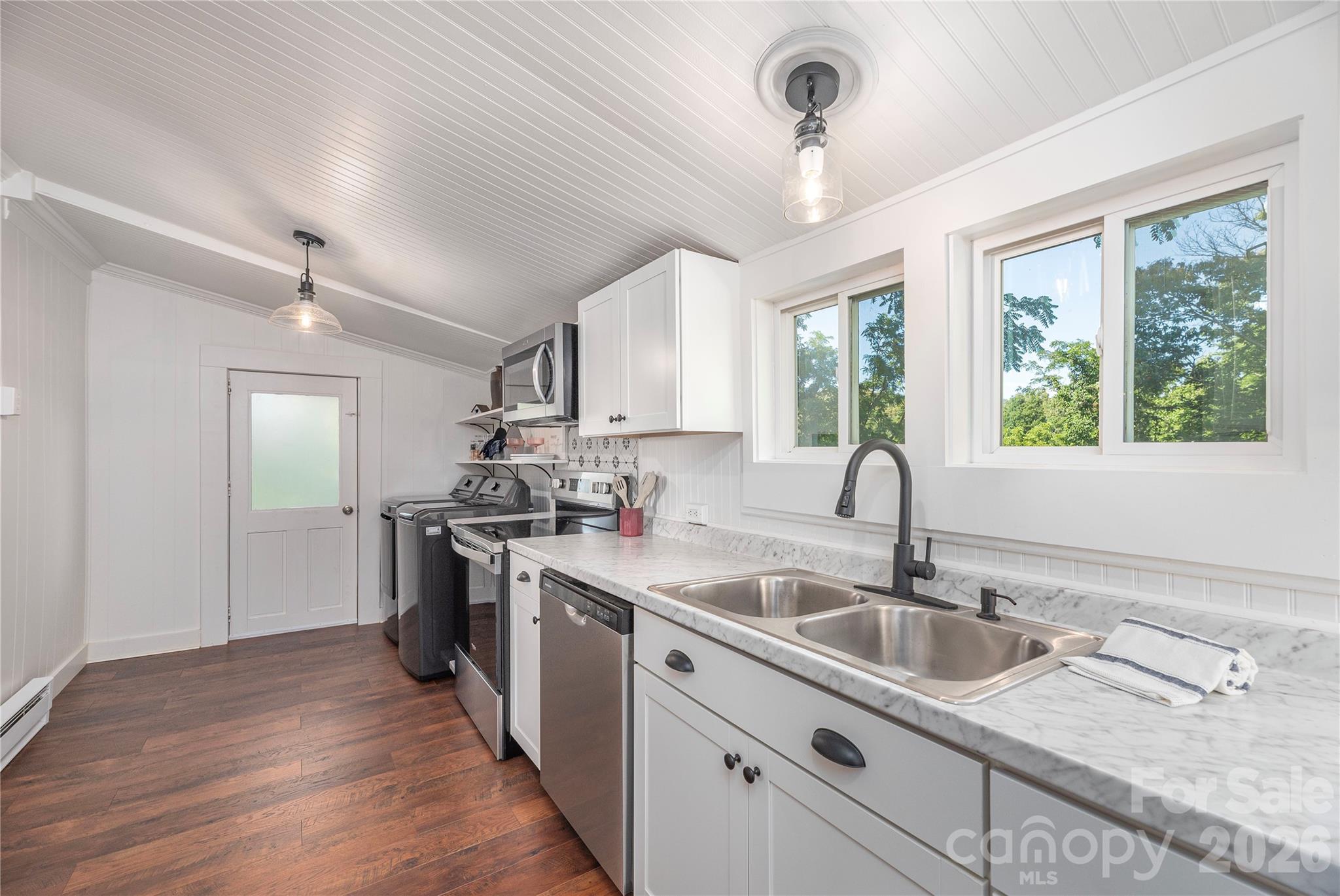 261 Star Ridge Road — Canton