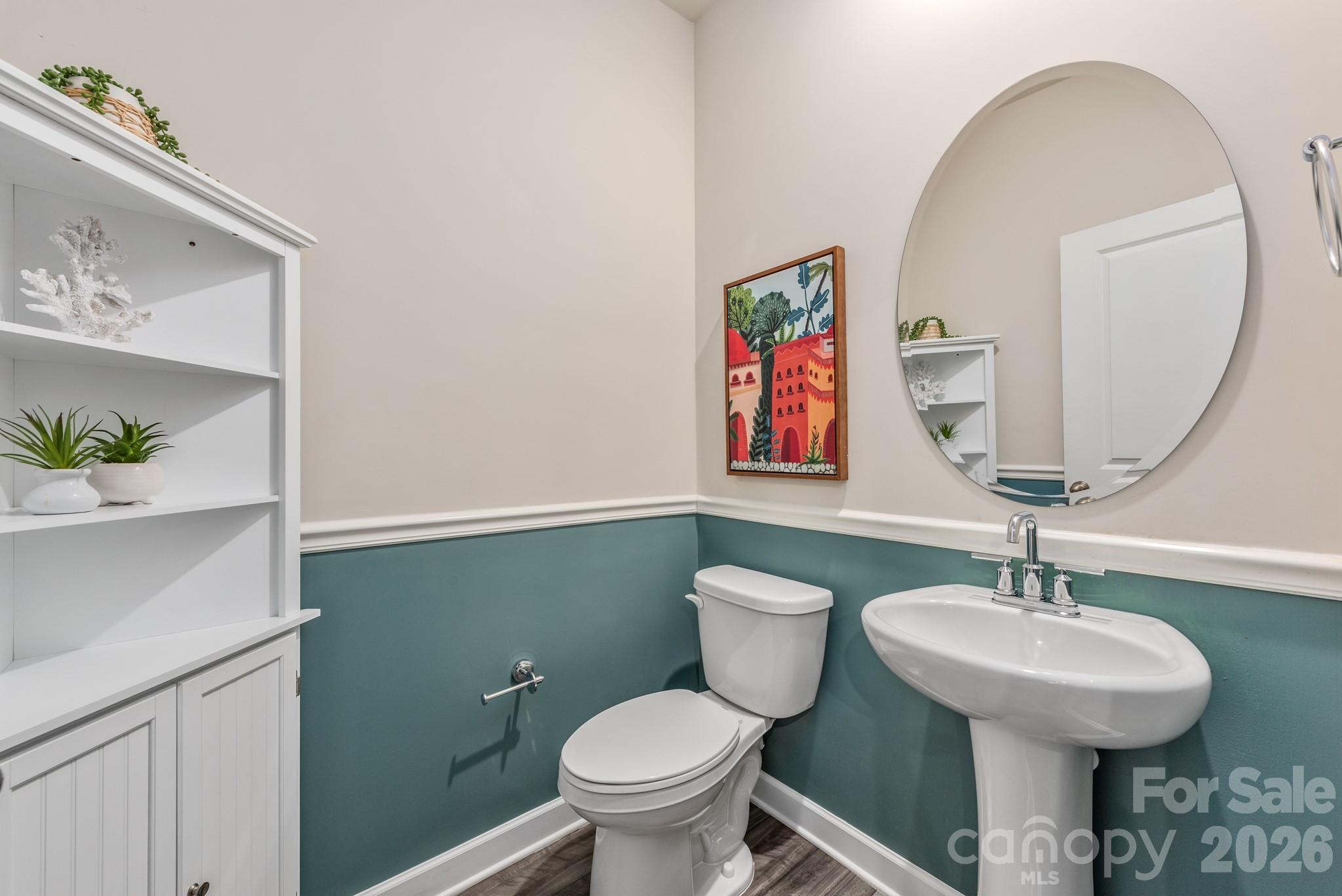 525 Windage Way — Pineville