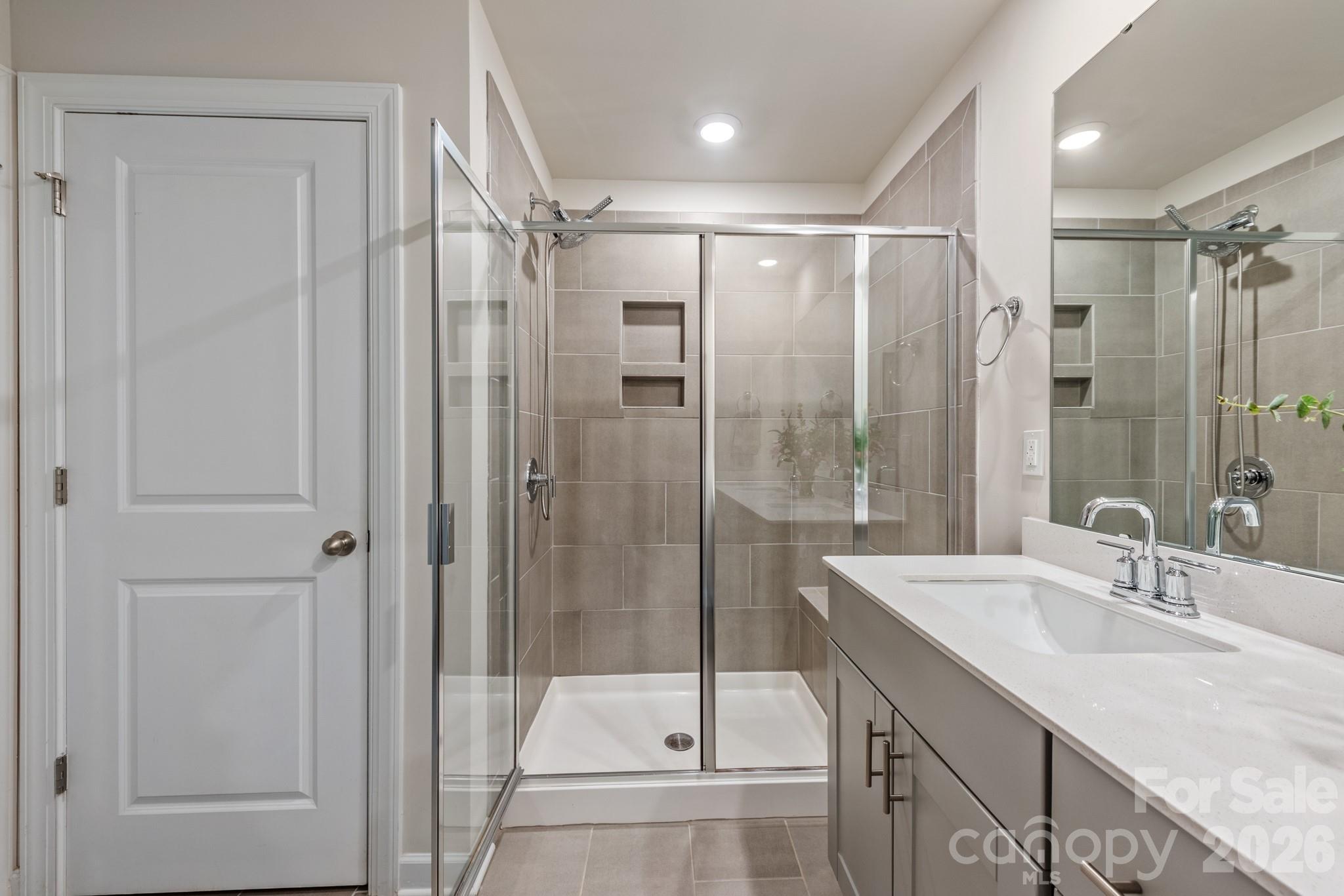 525 Windage Way — Pineville