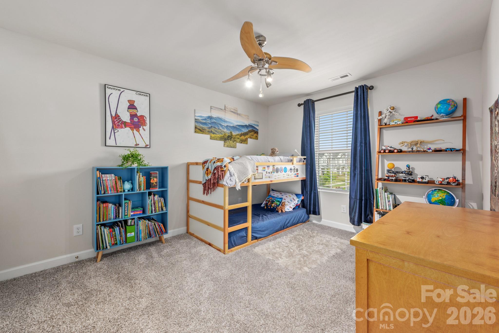 525 Windage Way — Pineville