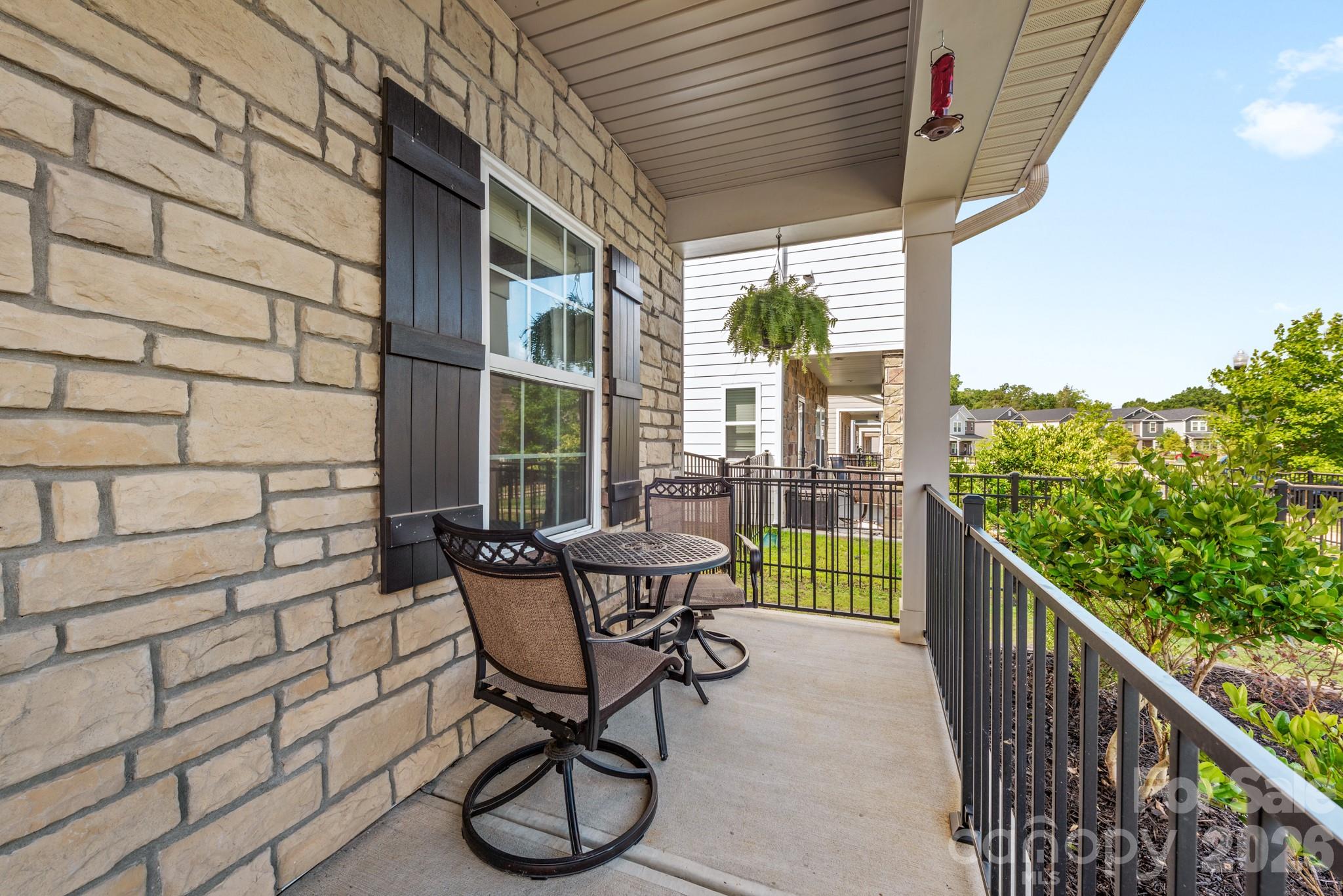 525 Windage Way — Pineville