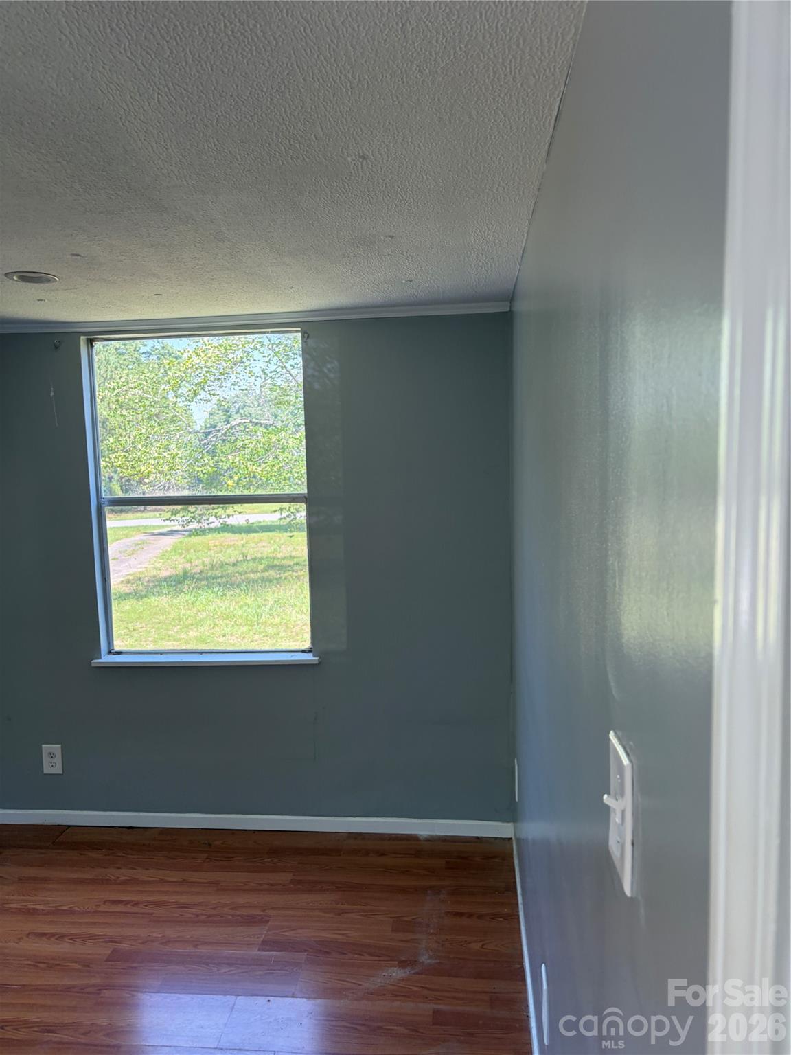 5027 Lineberger Loop Road — Denver