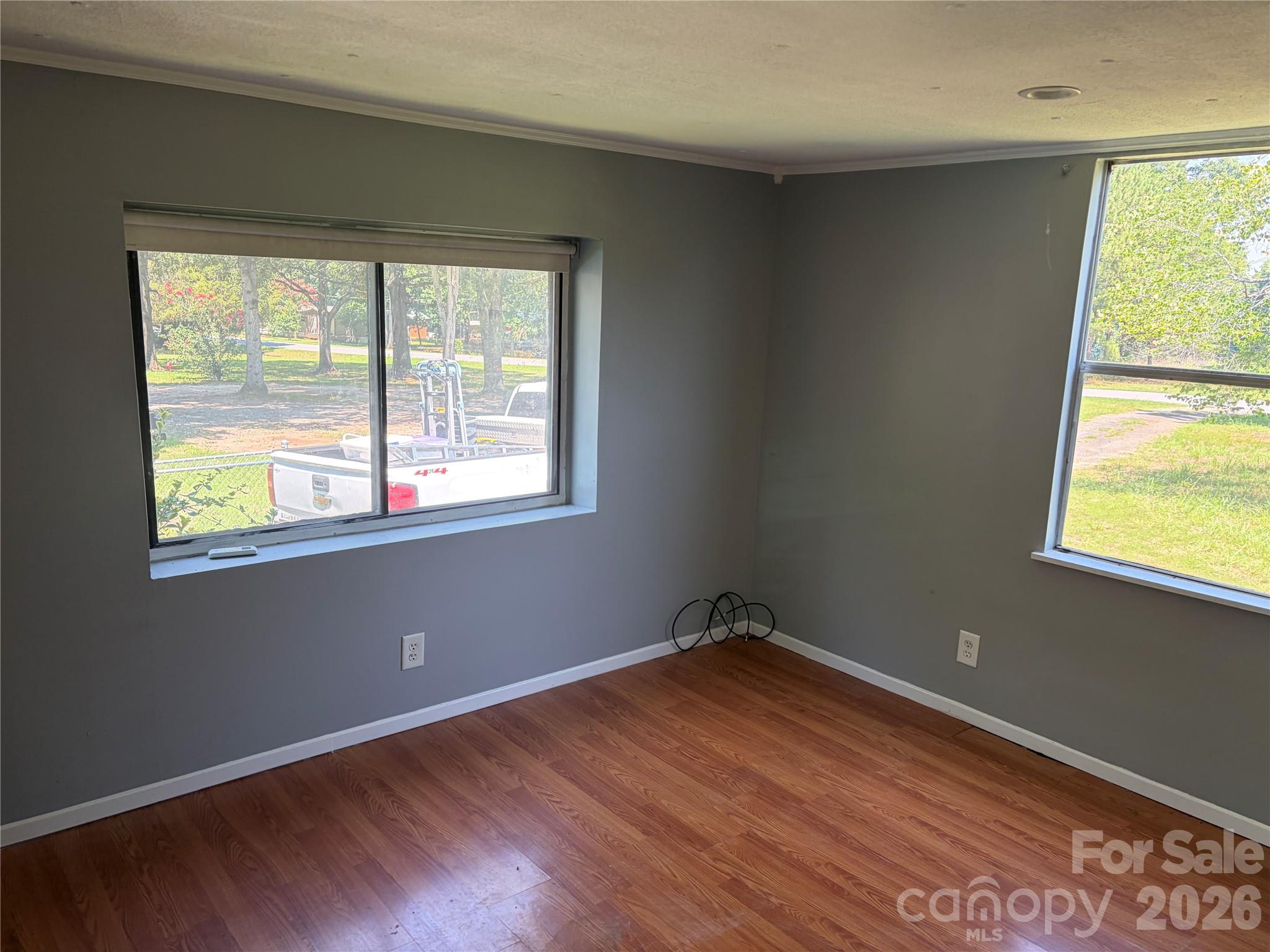5027 Lineberger Loop Road — Denver