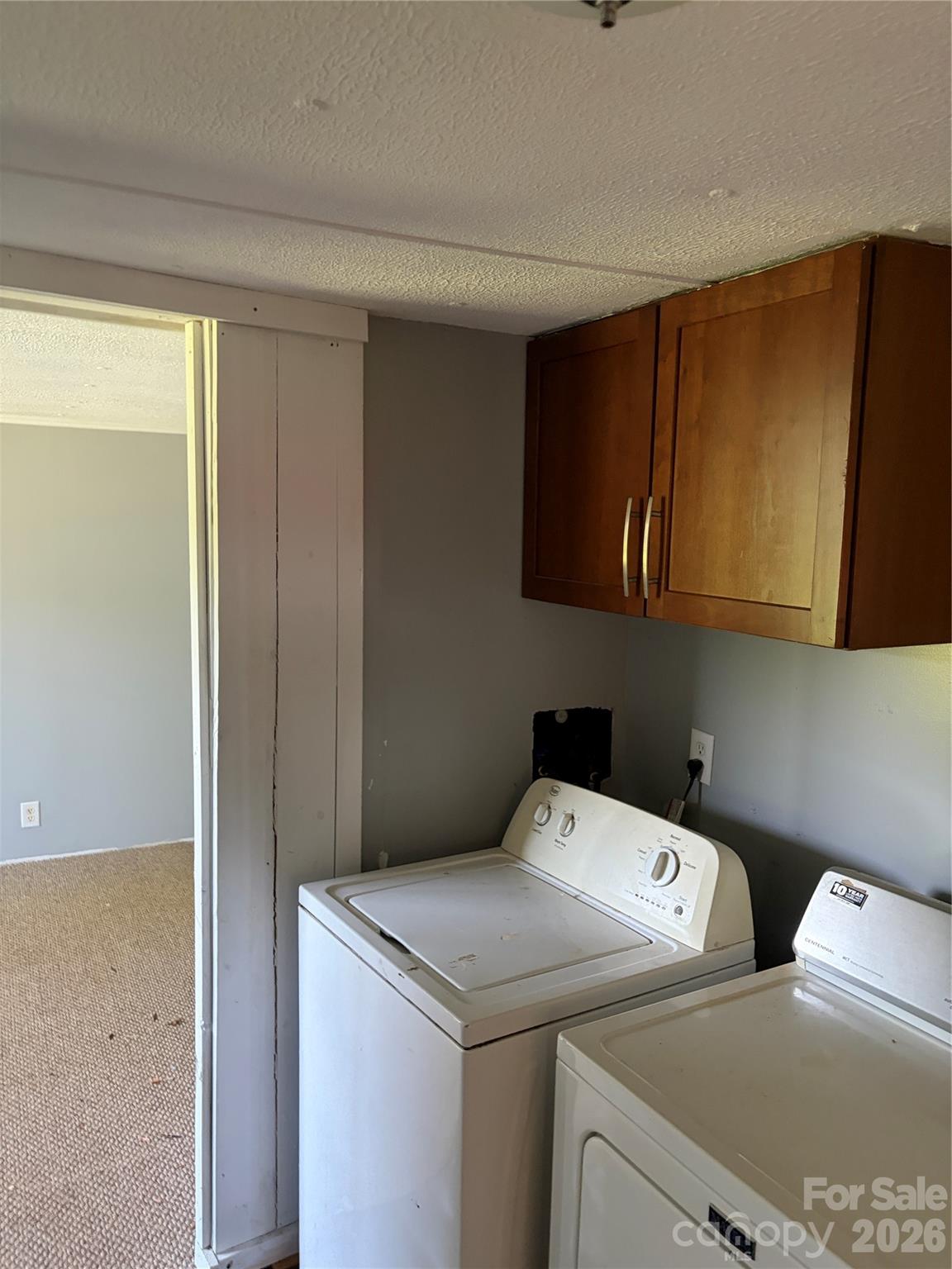 5027 Lineberger Loop Road — Denver