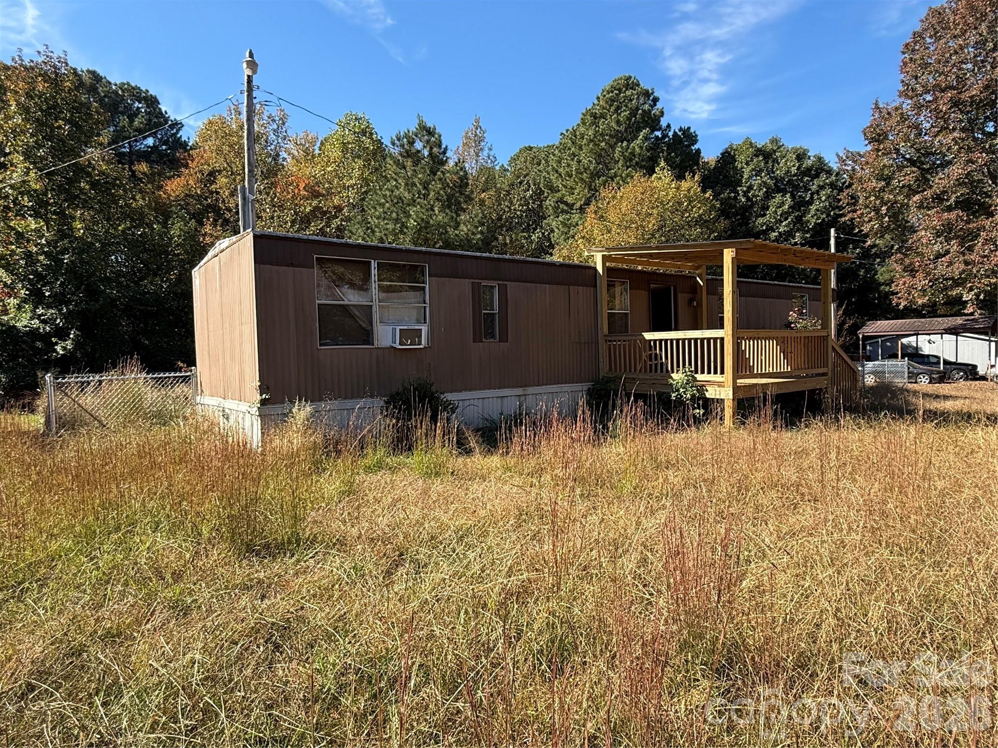 5027 Lineberger Loop Road — Denver