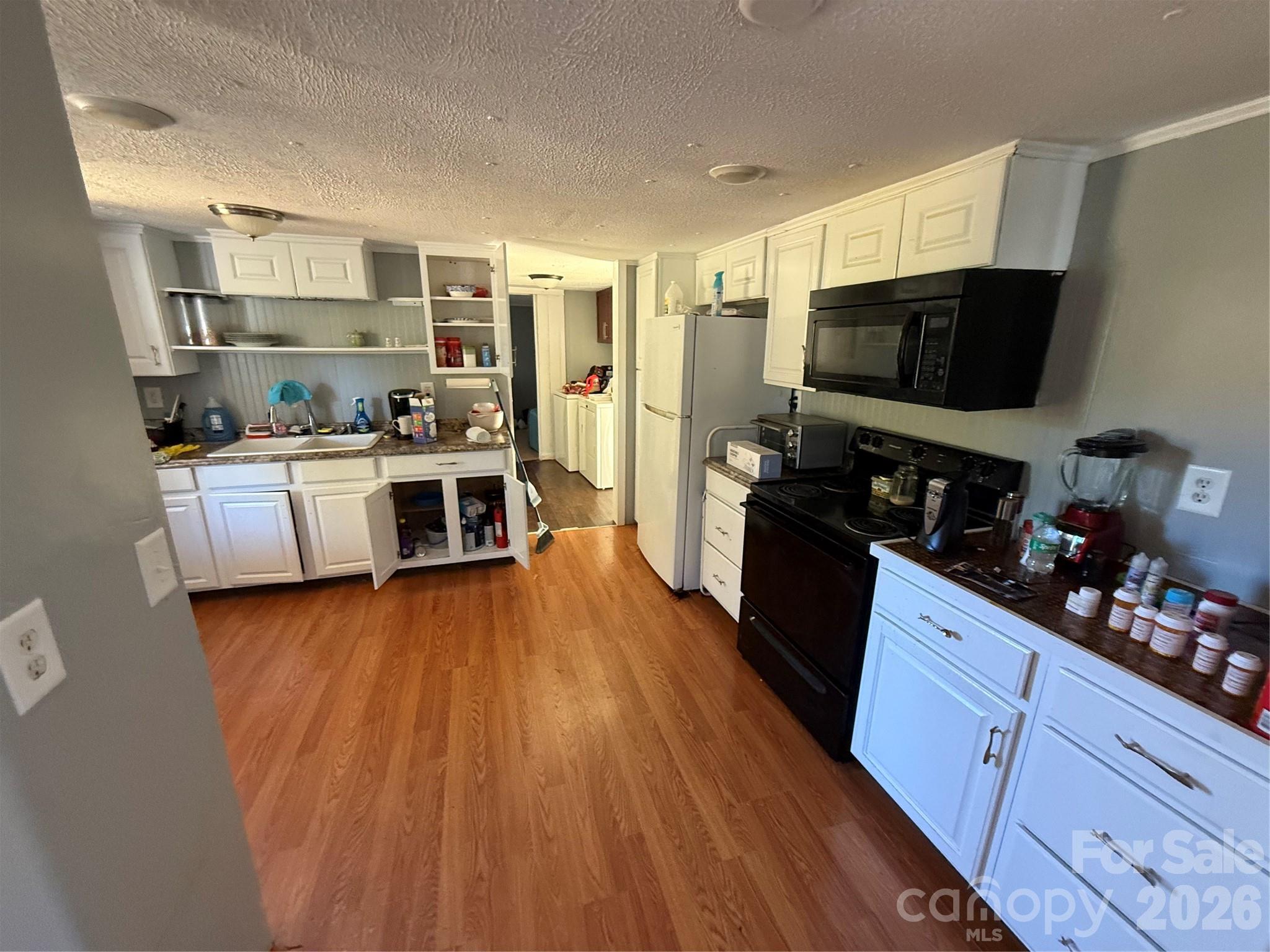 5027 Lineberger Loop Road — Denver