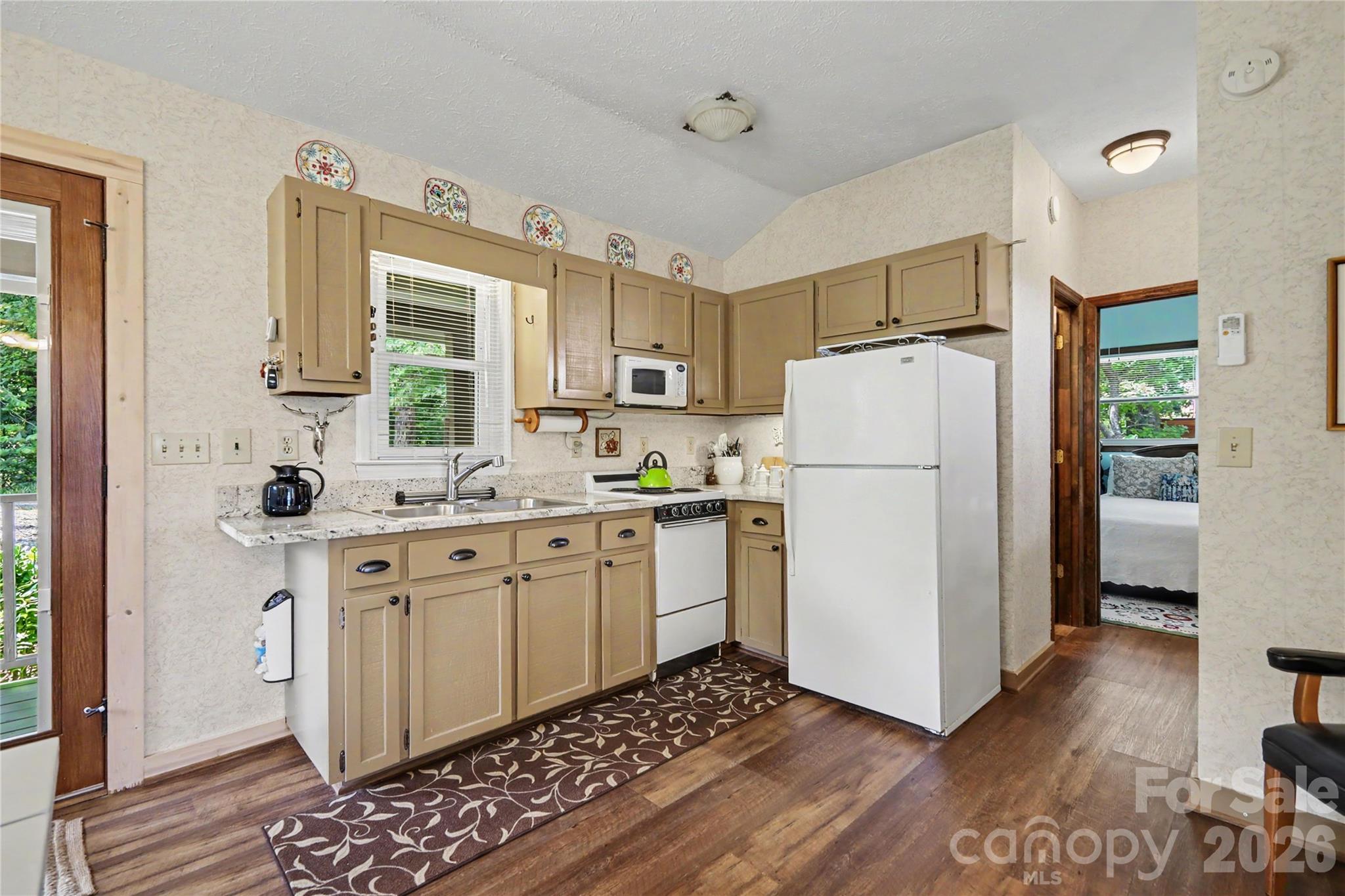 3526 Dogwood Lane — Morganton