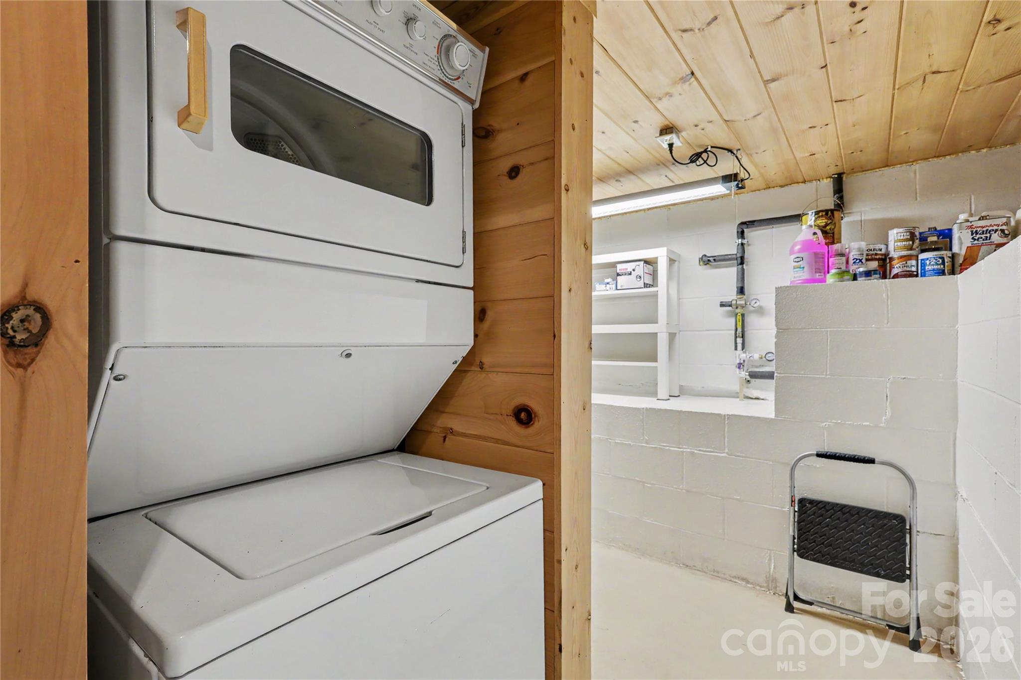 3526 Dogwood Lane — Morganton