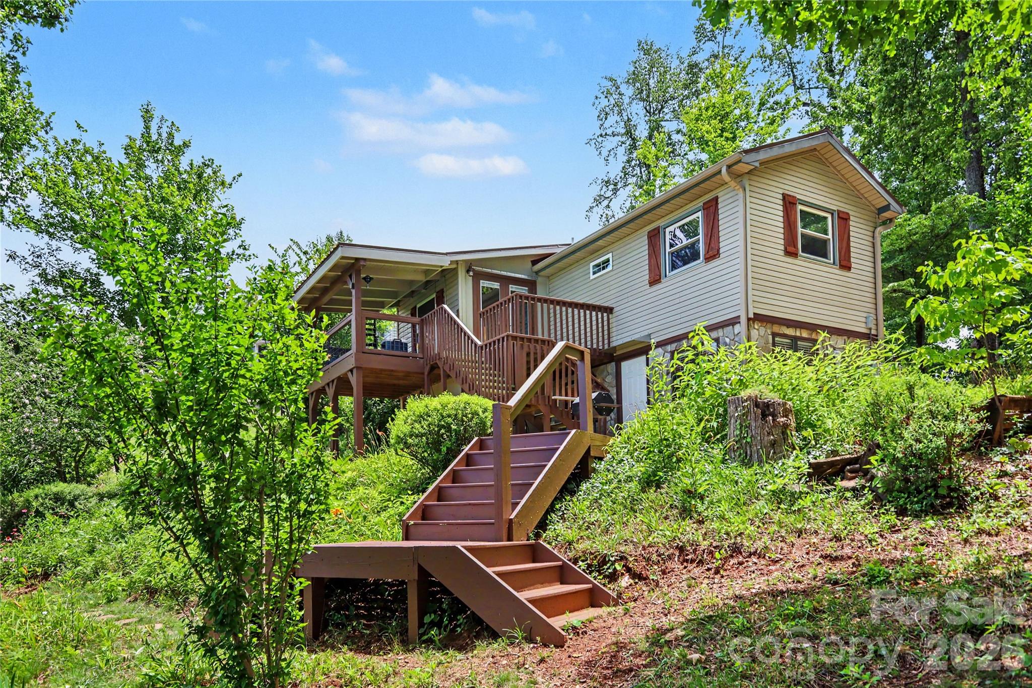 3526 Dogwood Lane — Morganton