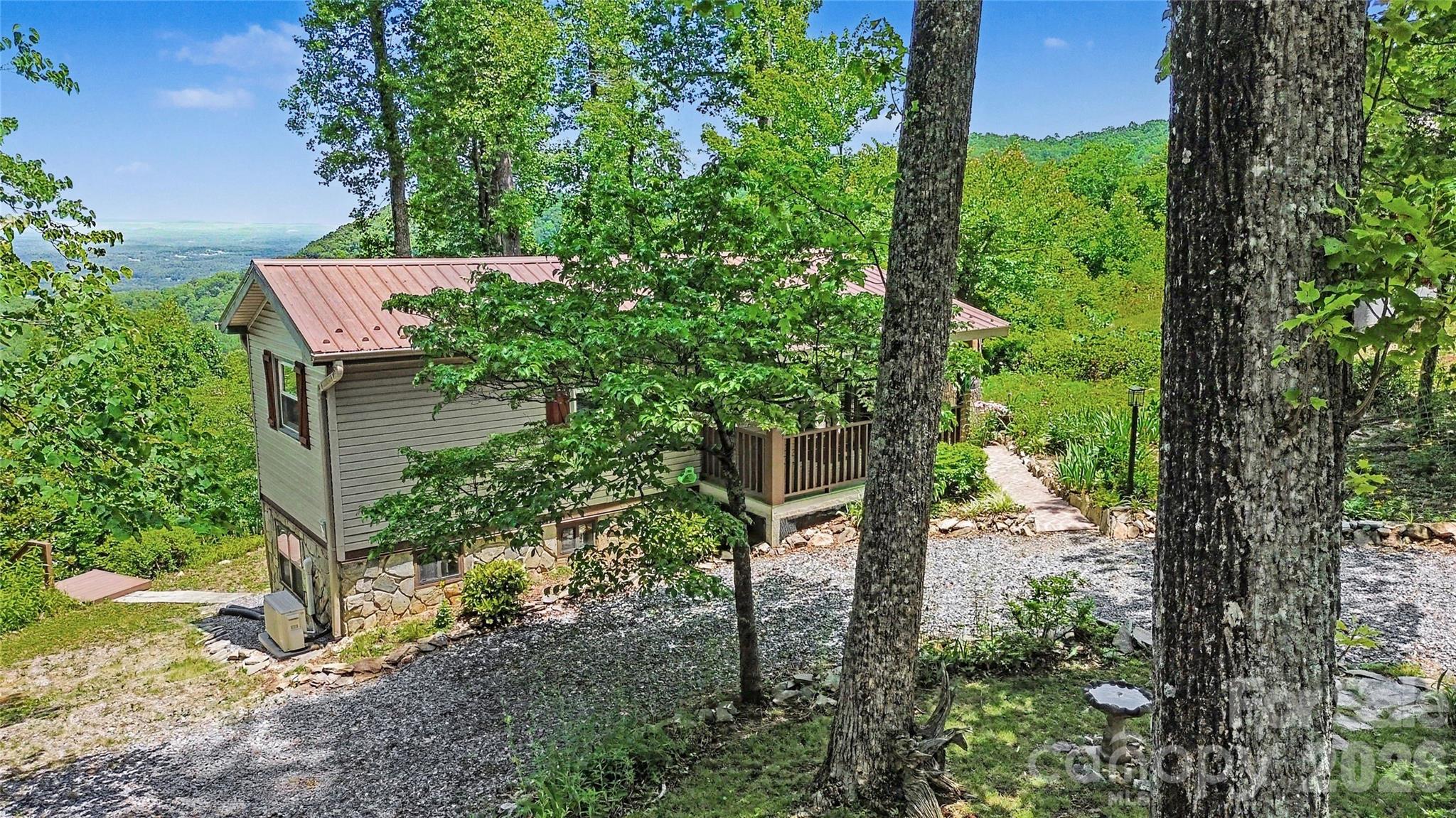 3526 Dogwood Lane — Morganton