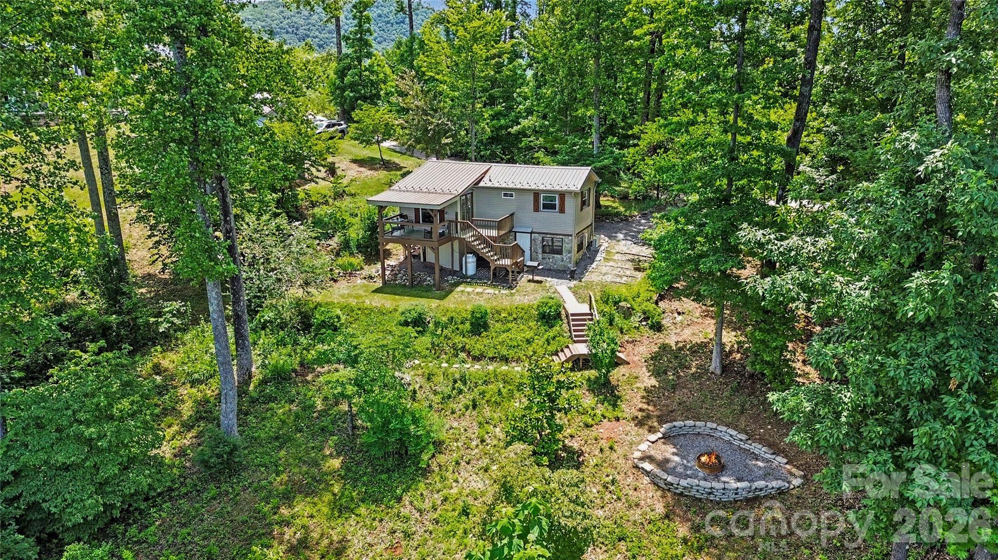 3526 Dogwood Lane — Morganton