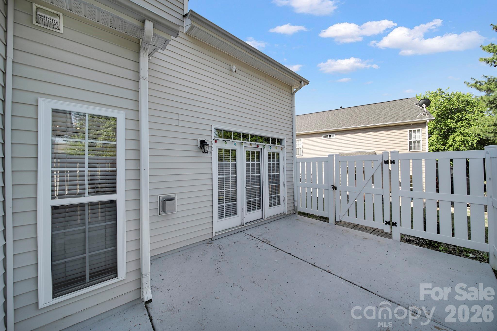 14721 Lions Pride Court — Charlotte