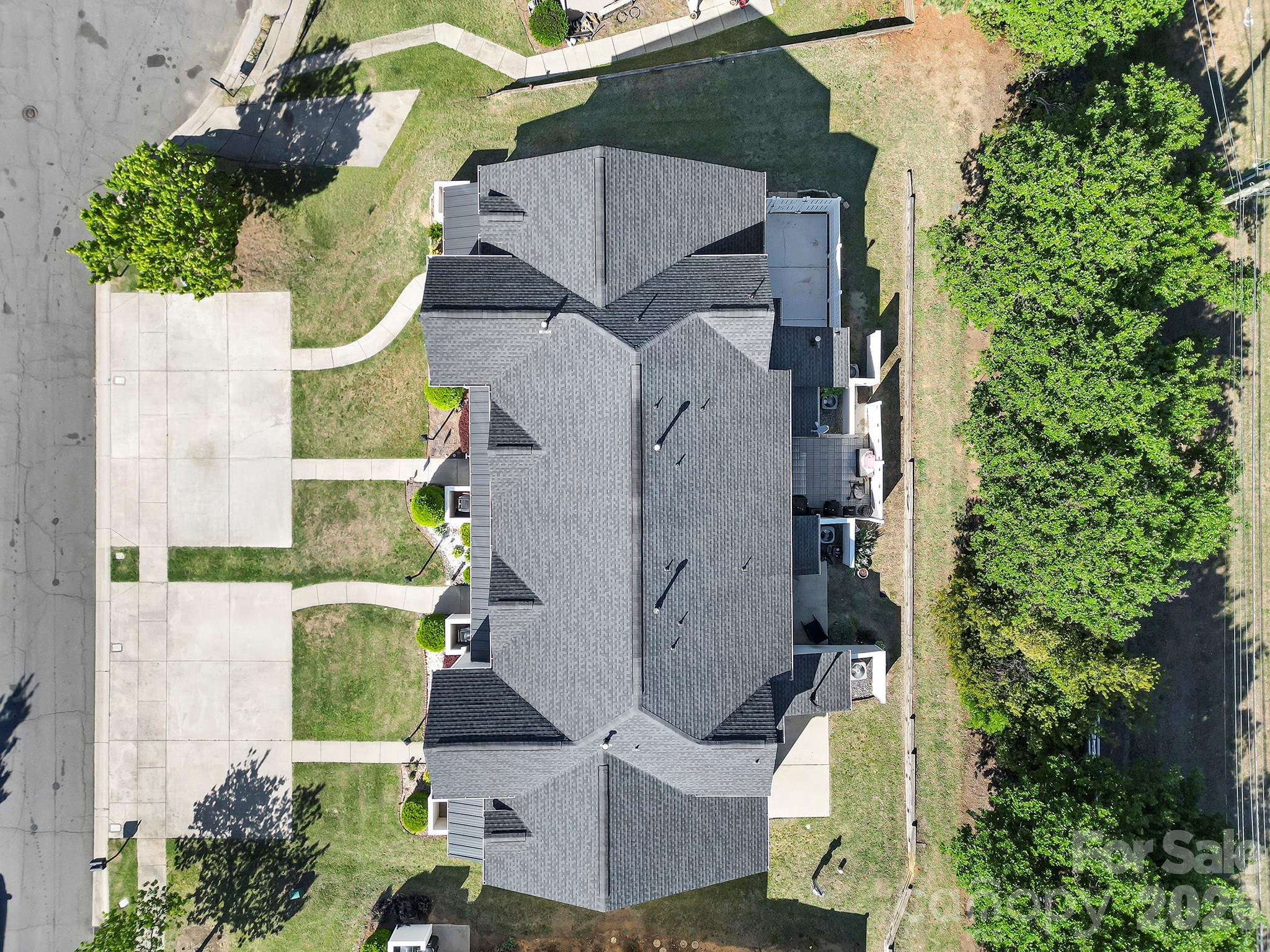 14721 Lions Pride Court — Charlotte