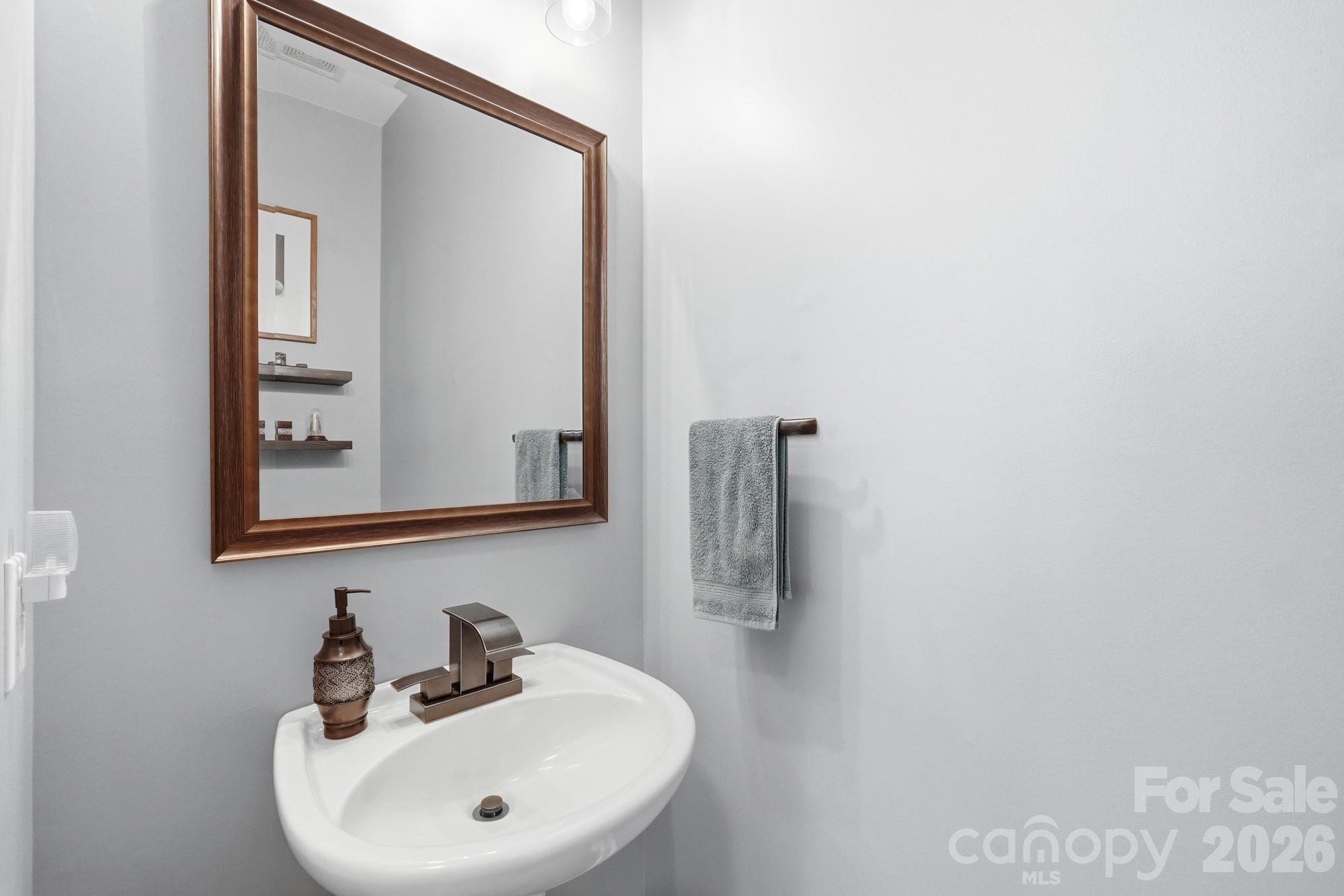1217 Brionne Court — Waxhaw