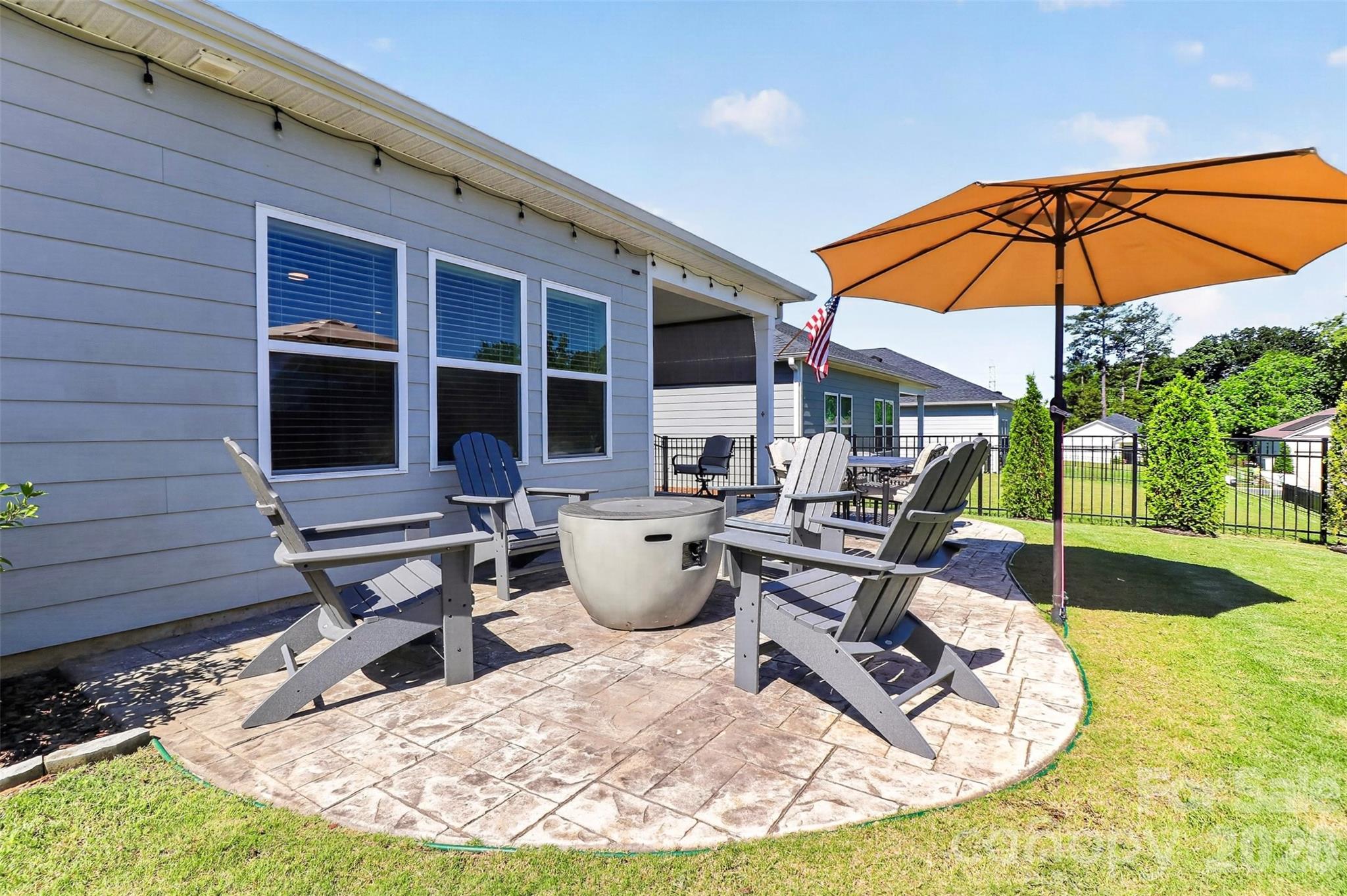 4514 Bright Road — Charlotte