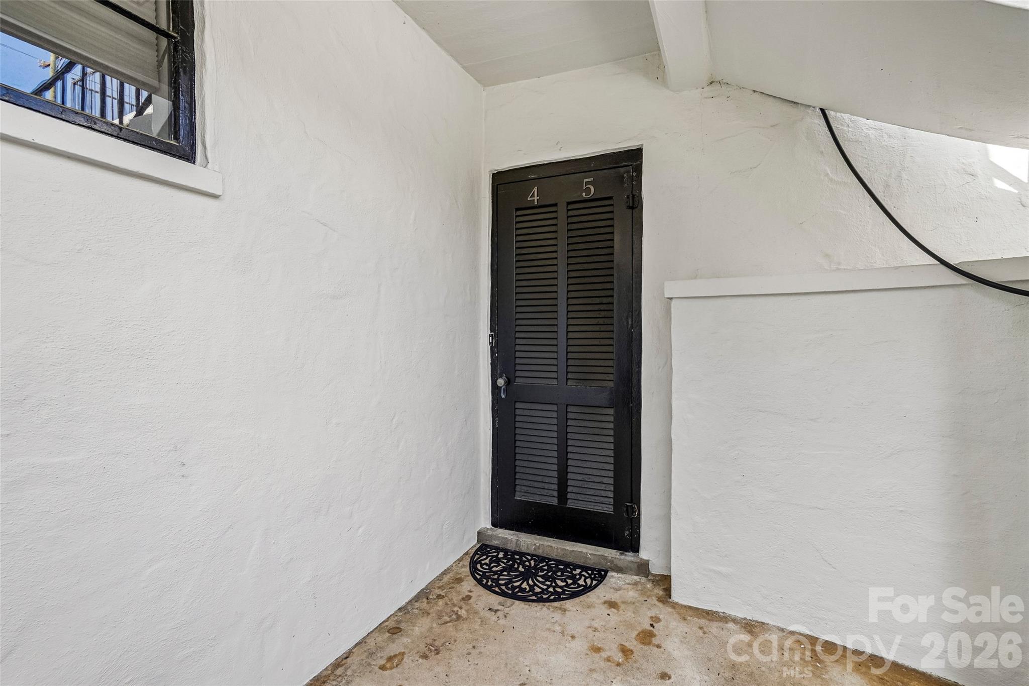 161 Melrose Avenue #5 — Tryon