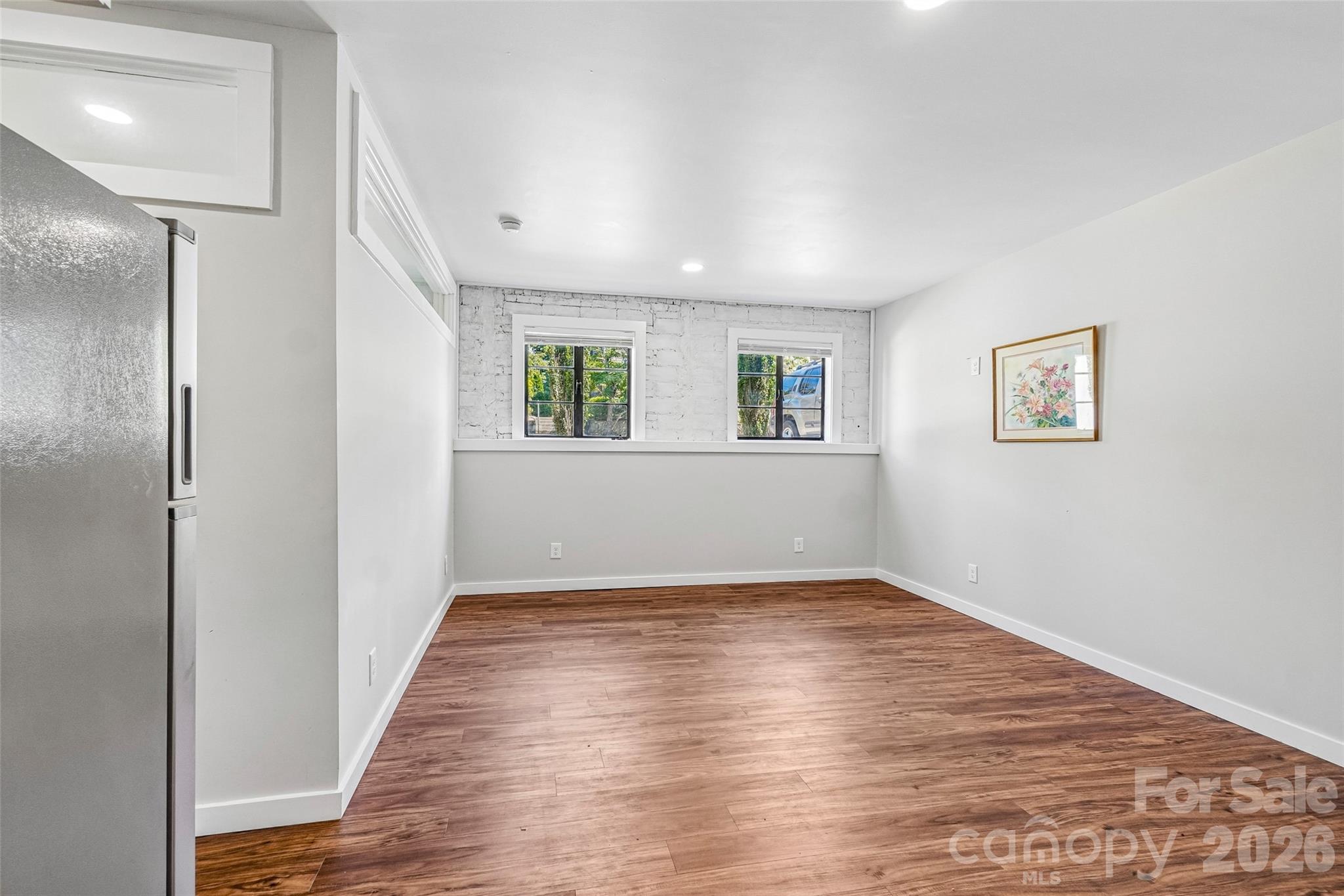 161 Melrose Avenue #5 — Tryon