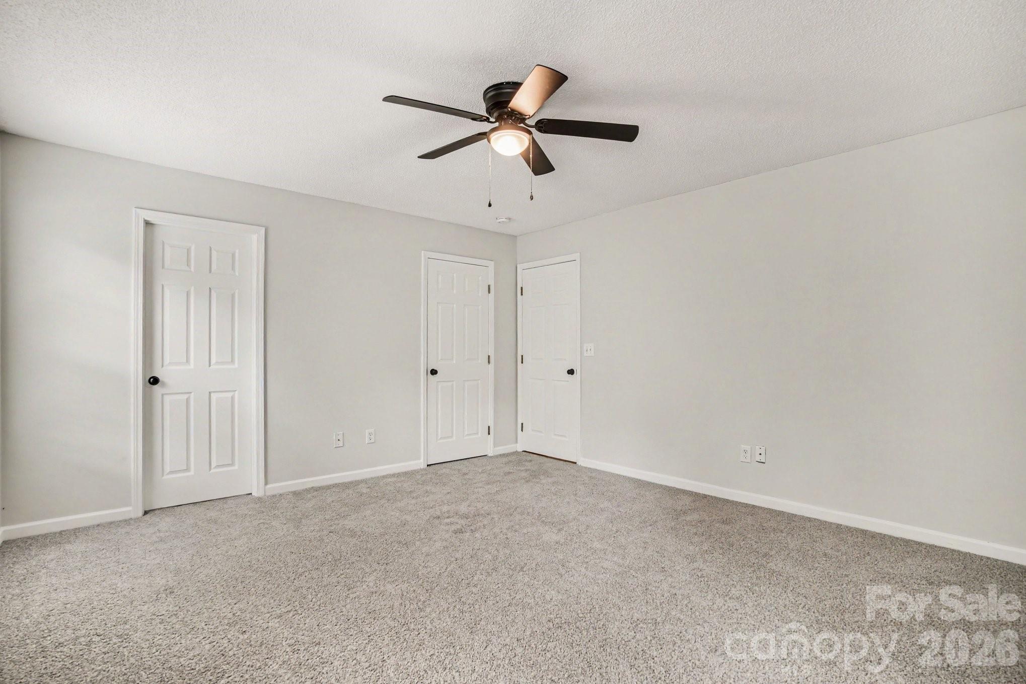 2466 Wilderness Lane — Lenoir