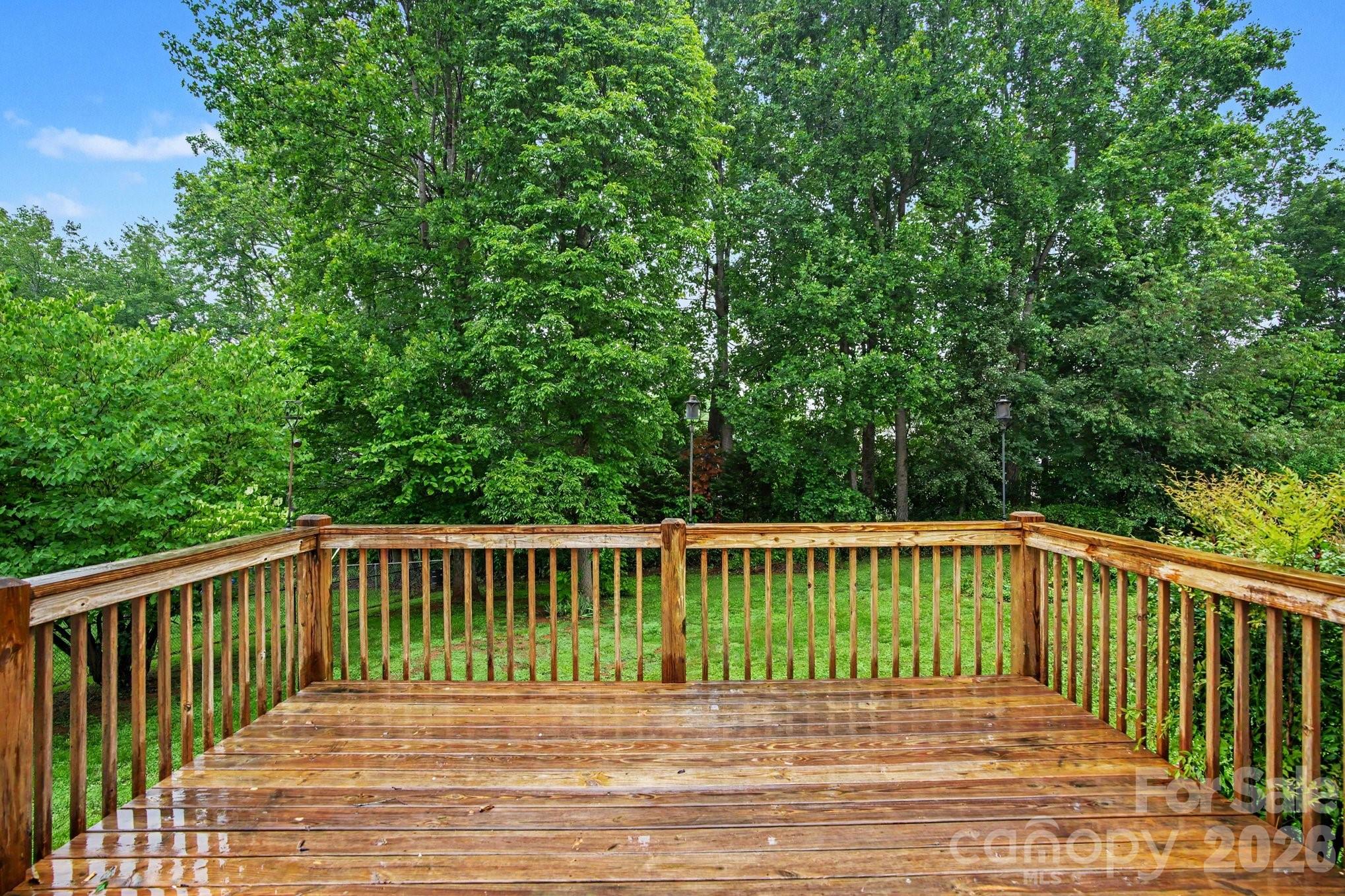 2466 Wilderness Lane — Lenoir
