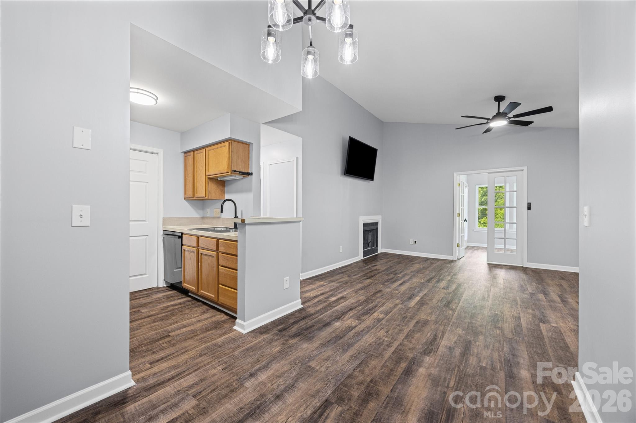 8119 Tremaine Court #Unit E — Charlotte