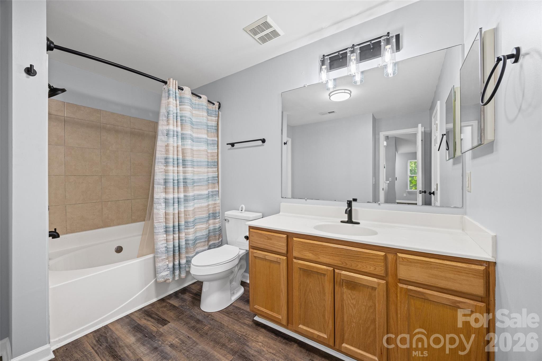8119 Tremaine Court #Unit E — Charlotte