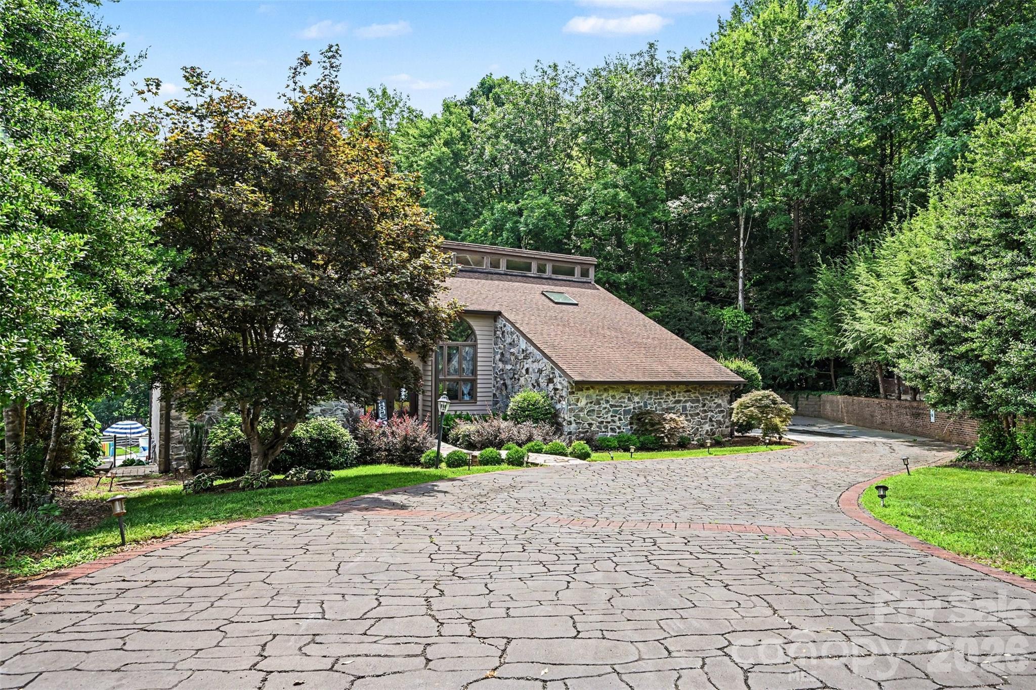 4444 3rd Street Lane NW — Hickory