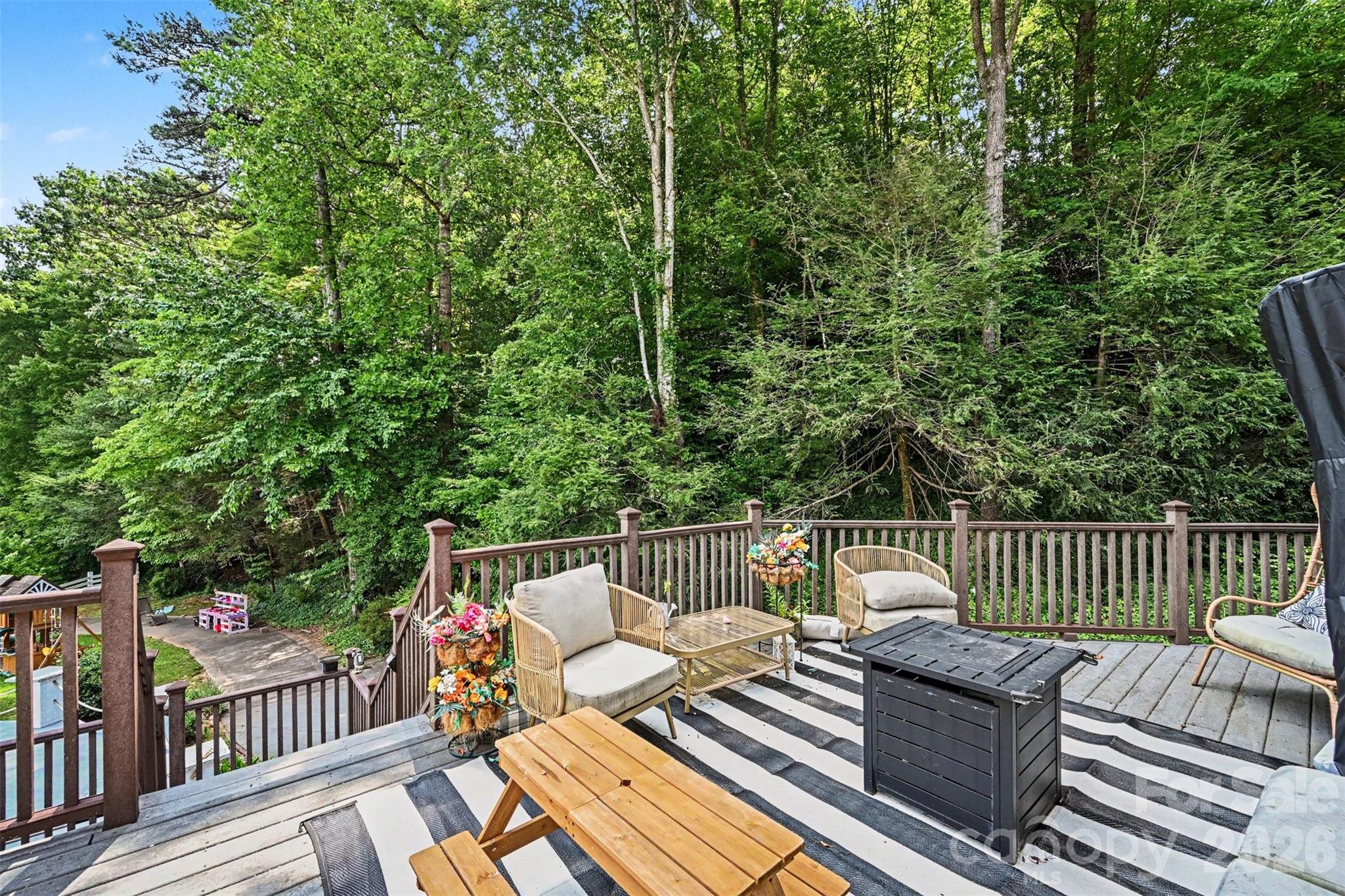 4444 3rd Street Lane NW — Hickory