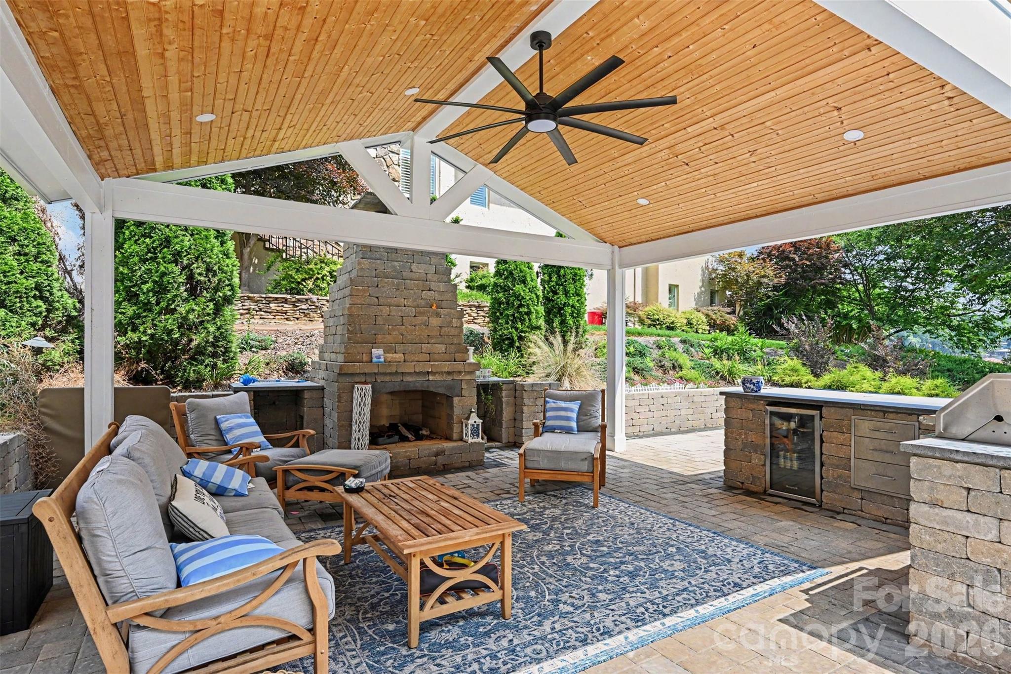 4444 3rd Street Lane NW — Hickory