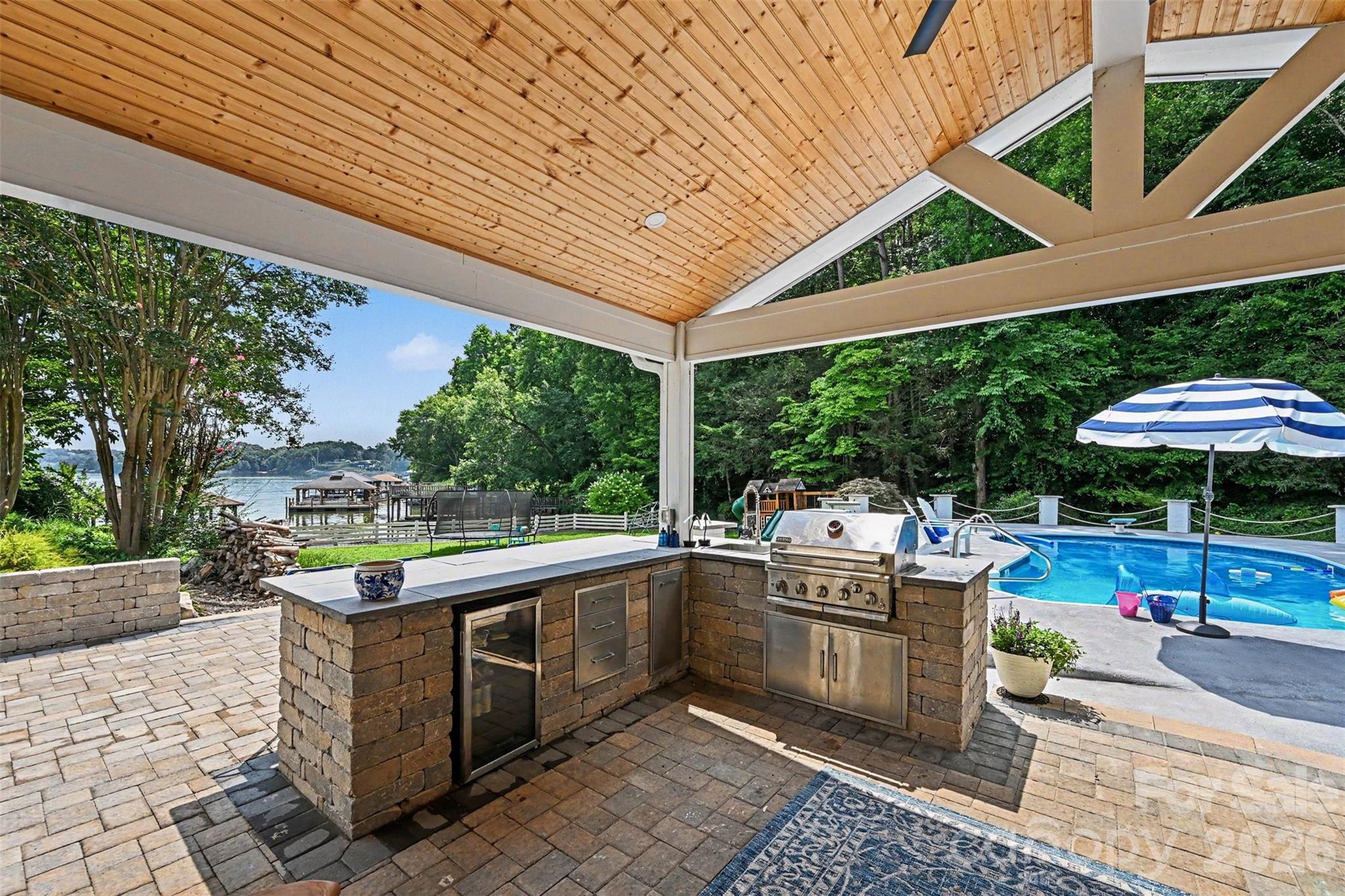 4444 3rd Street Lane NW — Hickory