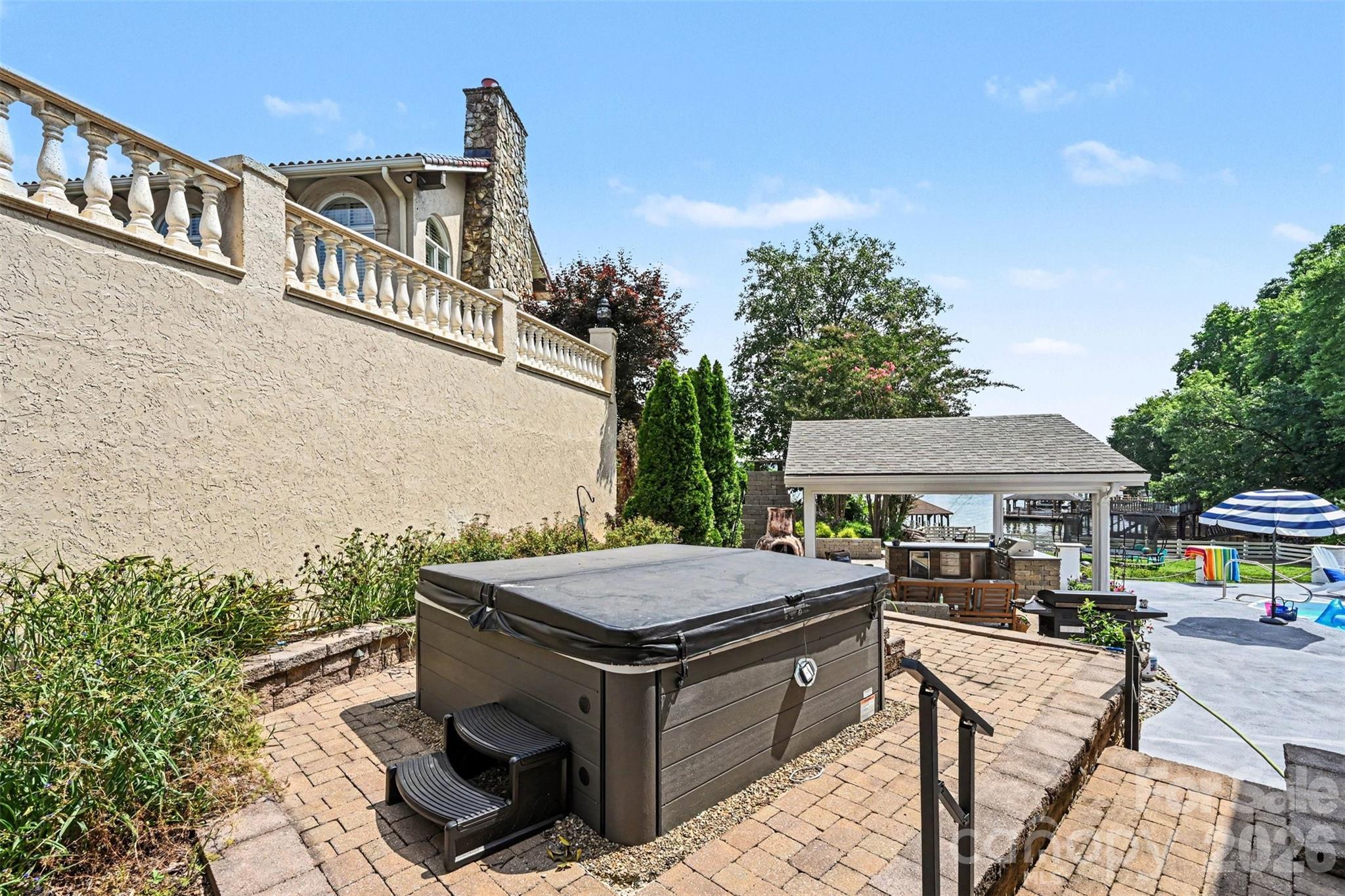 4444 3rd Street Lane NW — Hickory