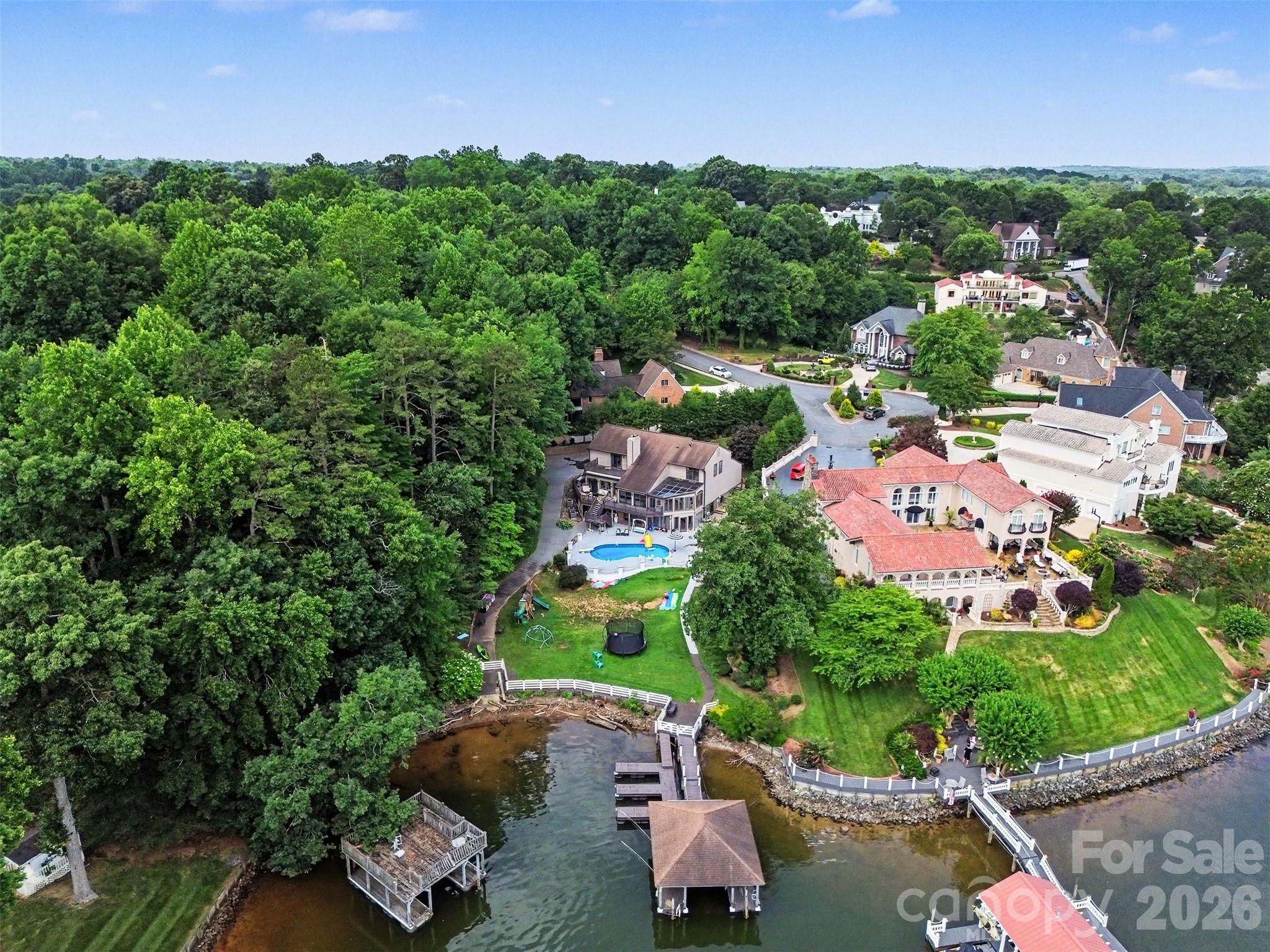 4444 3rd Street Lane NW — Hickory