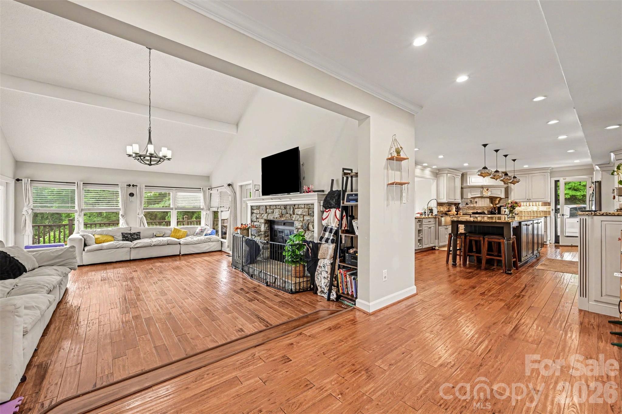 4444 3rd Street Lane NW — Hickory