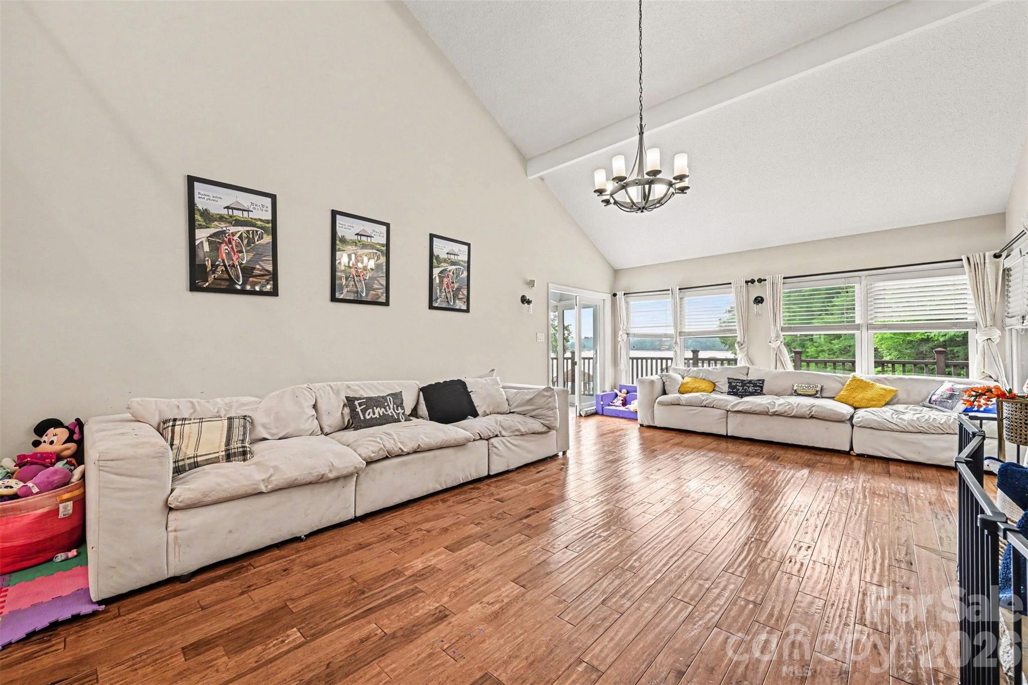 4444 3rd Street Lane NW — Hickory