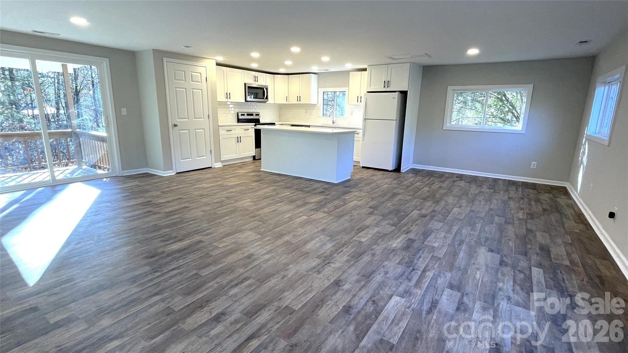 7417 Waxhaw Creek Road — Waxhaw