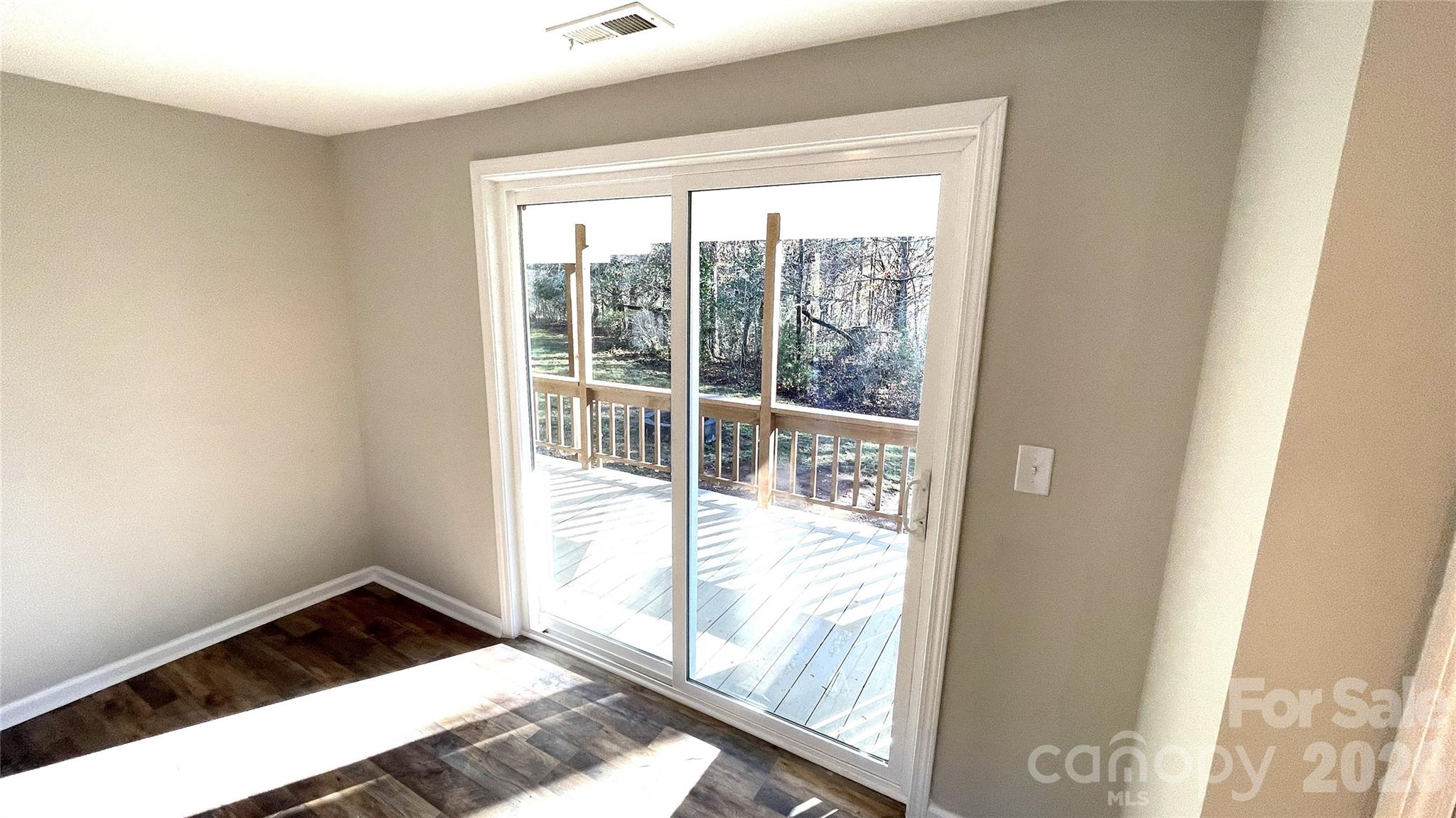 7417 Waxhaw Creek Road — Waxhaw