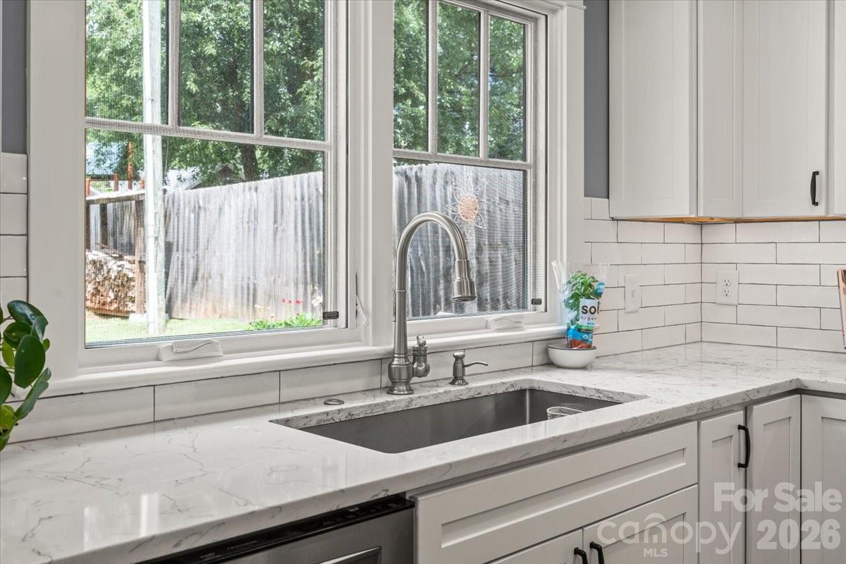 1931 Chatham Avenue — Charlotte