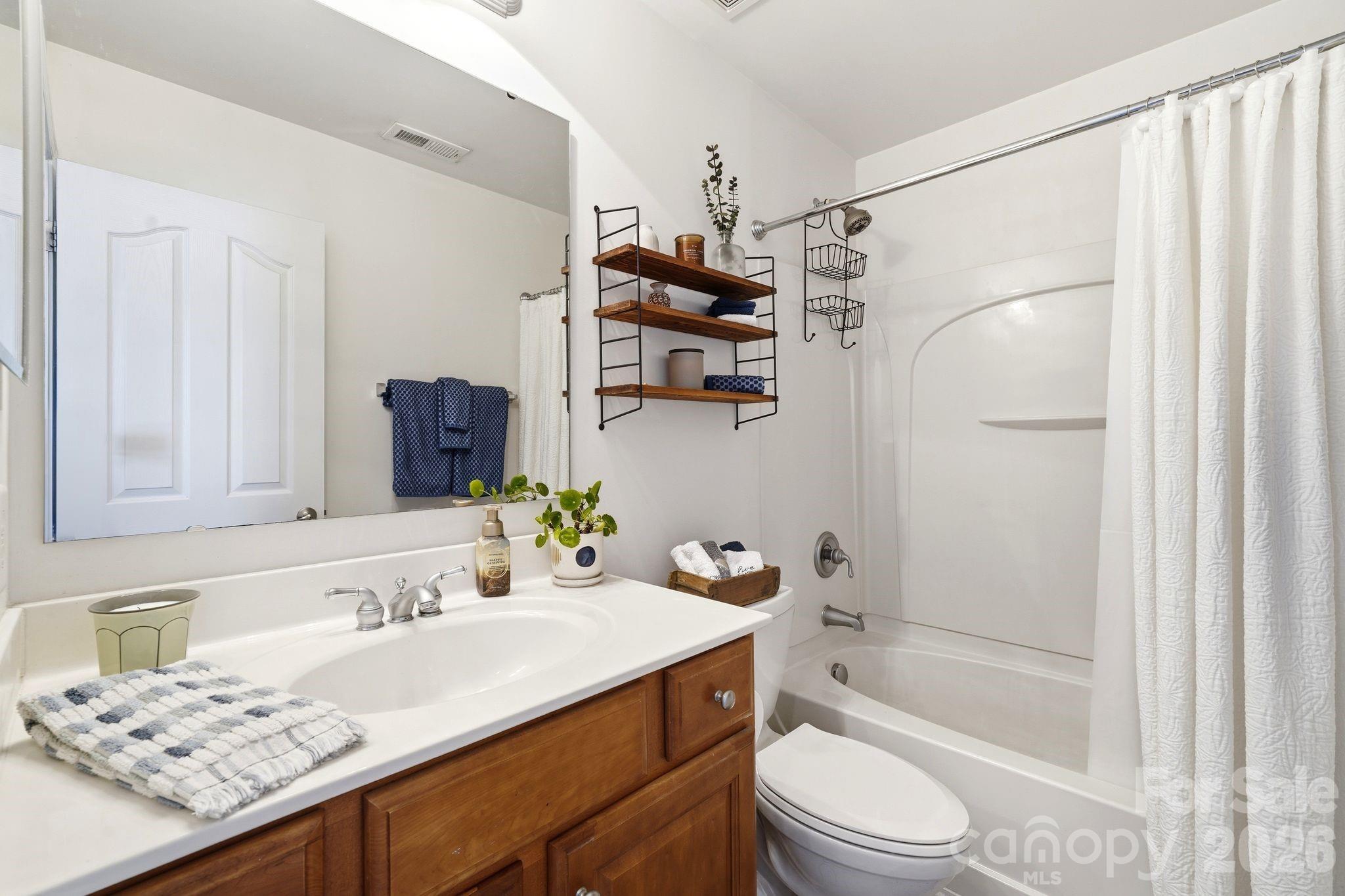12115 Monteith Grove Drive — Huntersville